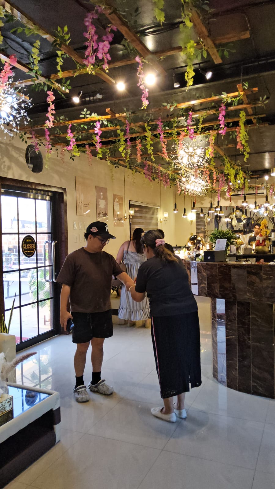 L A   C A S A   D A L I S A Y's image