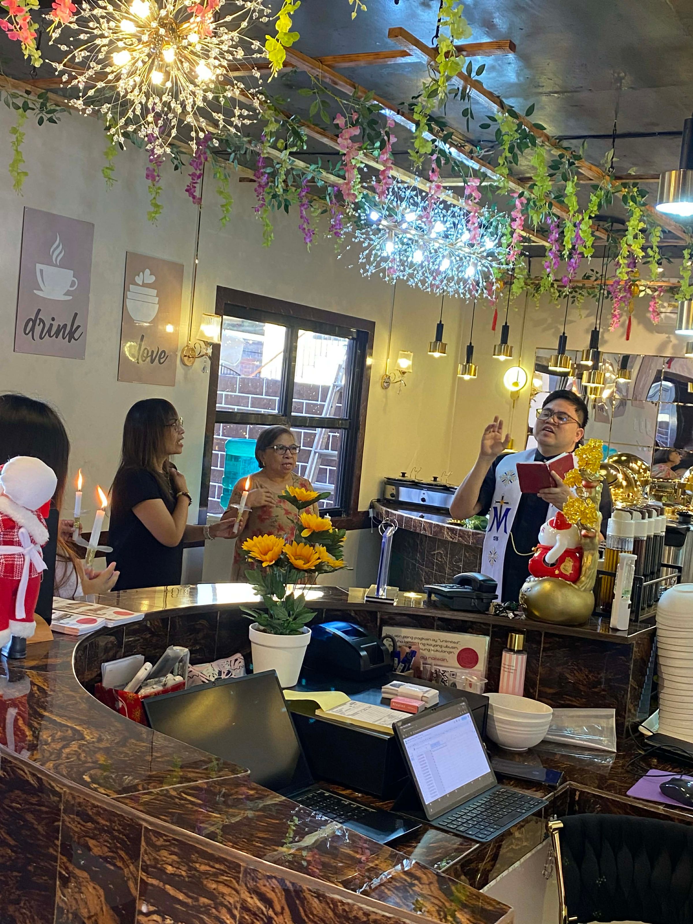 L A   C A S A   D A L I S A Y's image