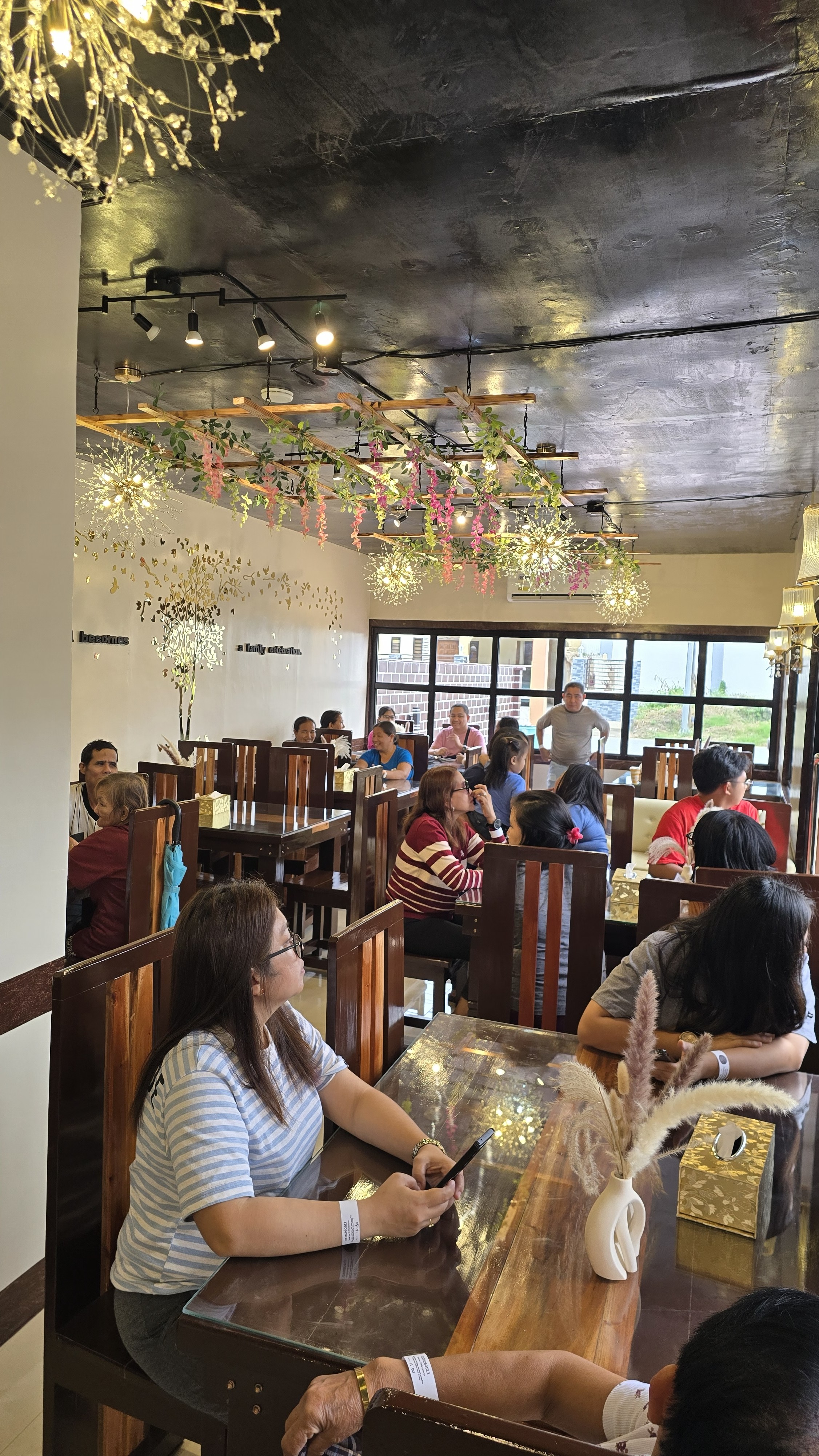 L A   C A S A   D A L I S A Y's image