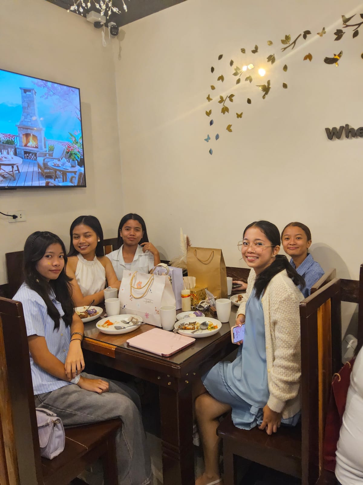 L A   C A S A   D A L I S A Y's image