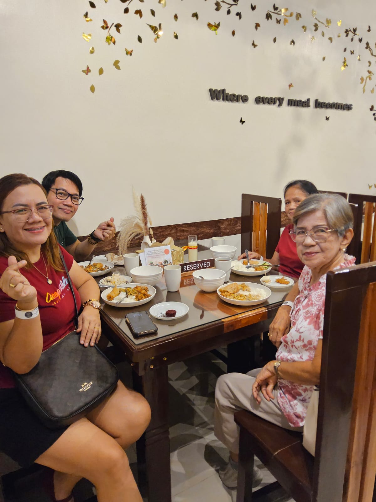 L A   C A S A   D A L I S A Y's image