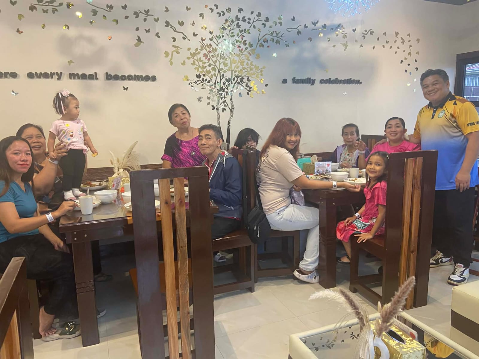 L A   C A S A   D A L I S A Y's image