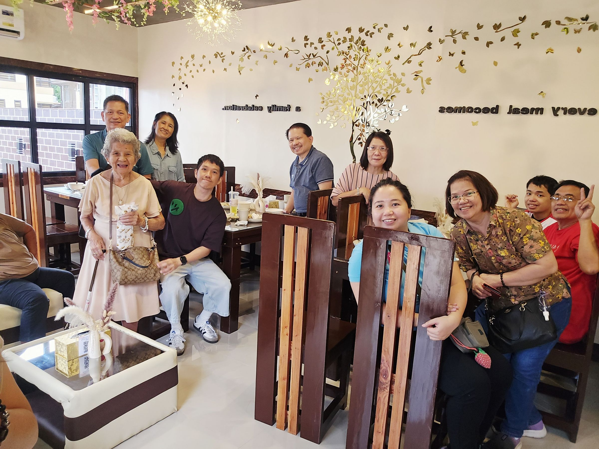 L A   C A S A   D A L I S A Y's image