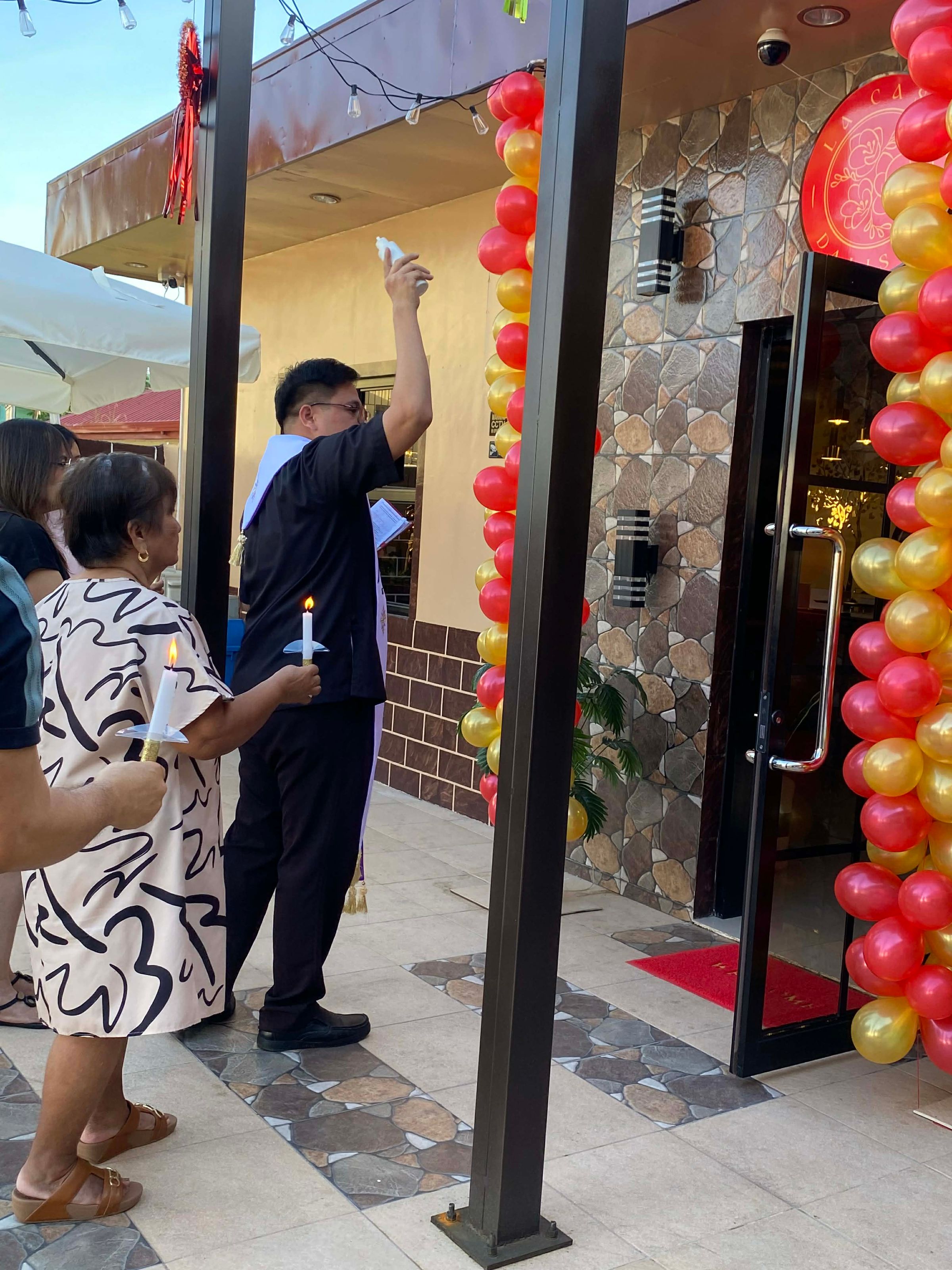 L A   C A S A   D A L I S A Y's image