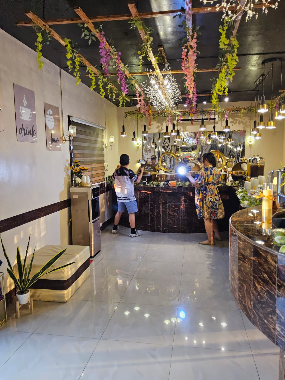 L A   C A S A   D A L I S A Y's image