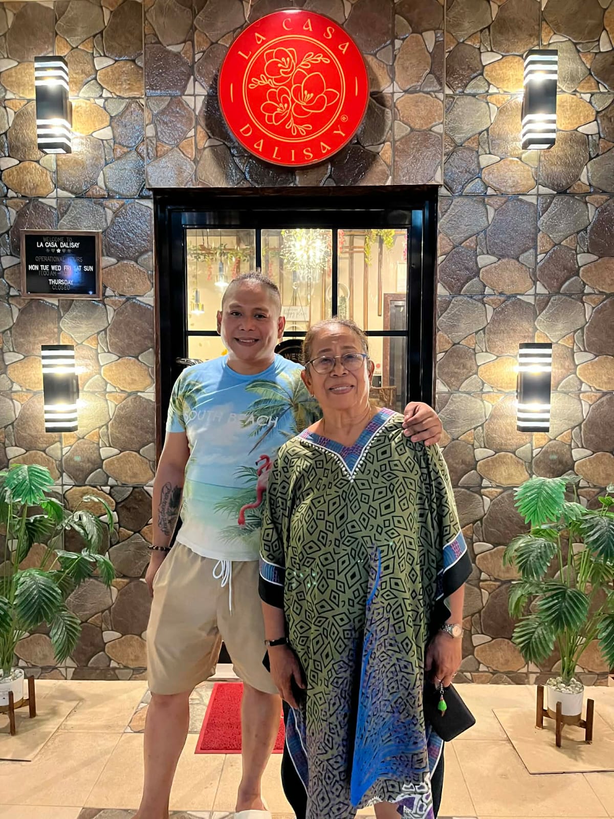 L A   C A S A   D A L I S A Y's image