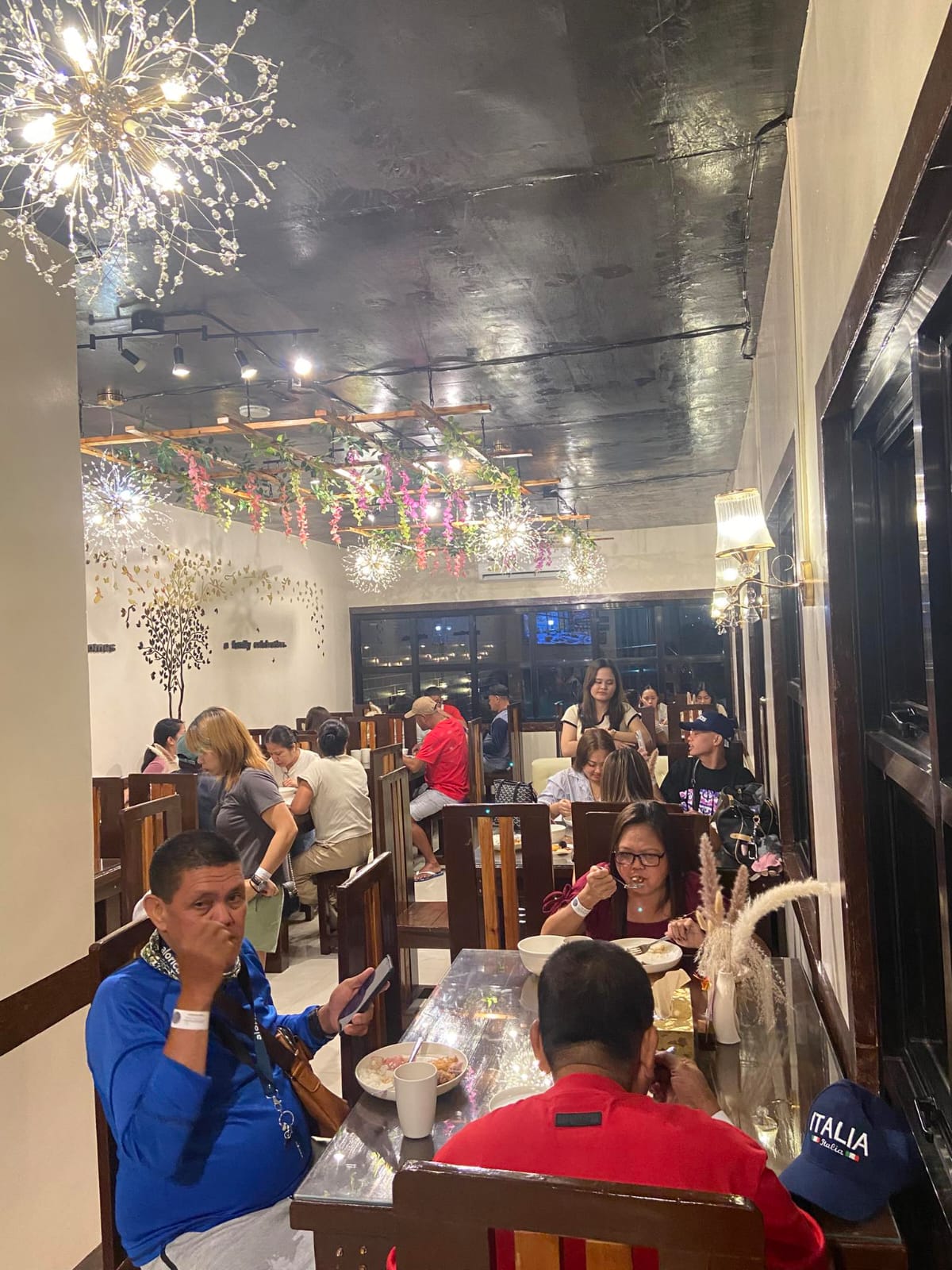 L A   C A S A   D A L I S A Y's image