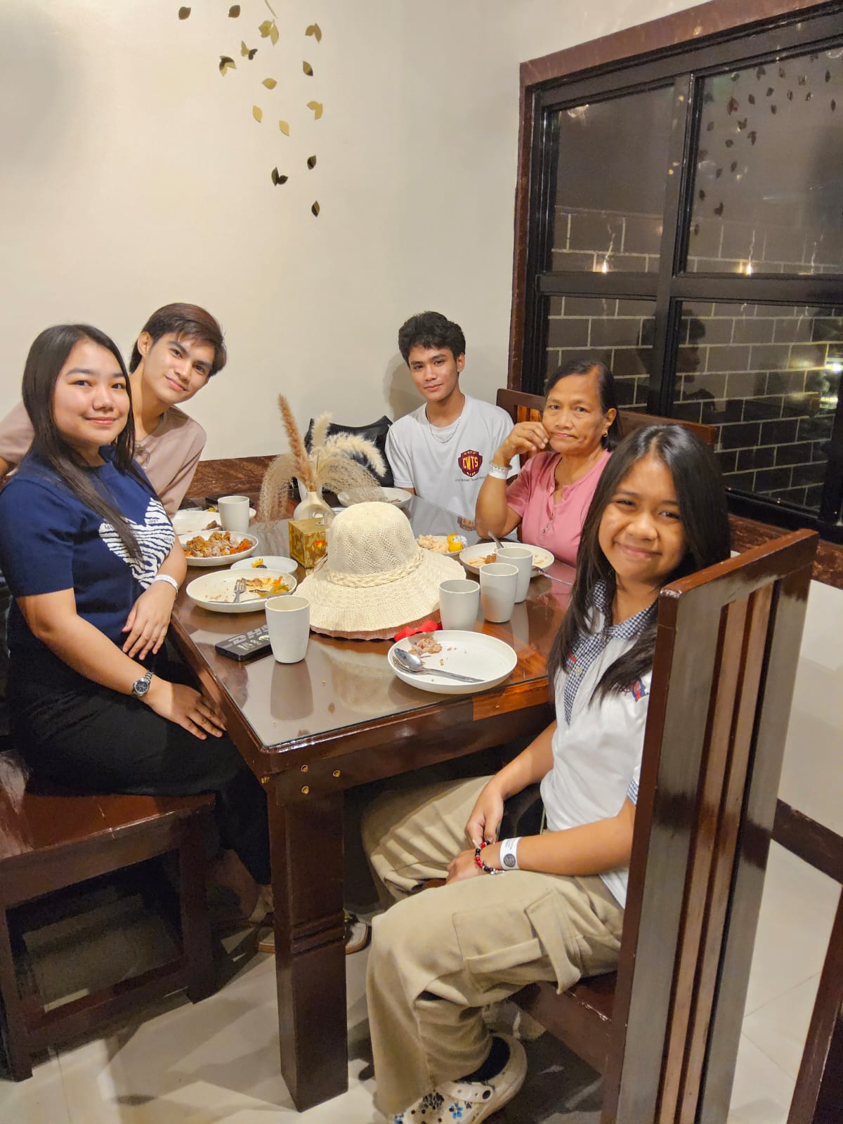 L A   C A S A   D A L I S A Y's image