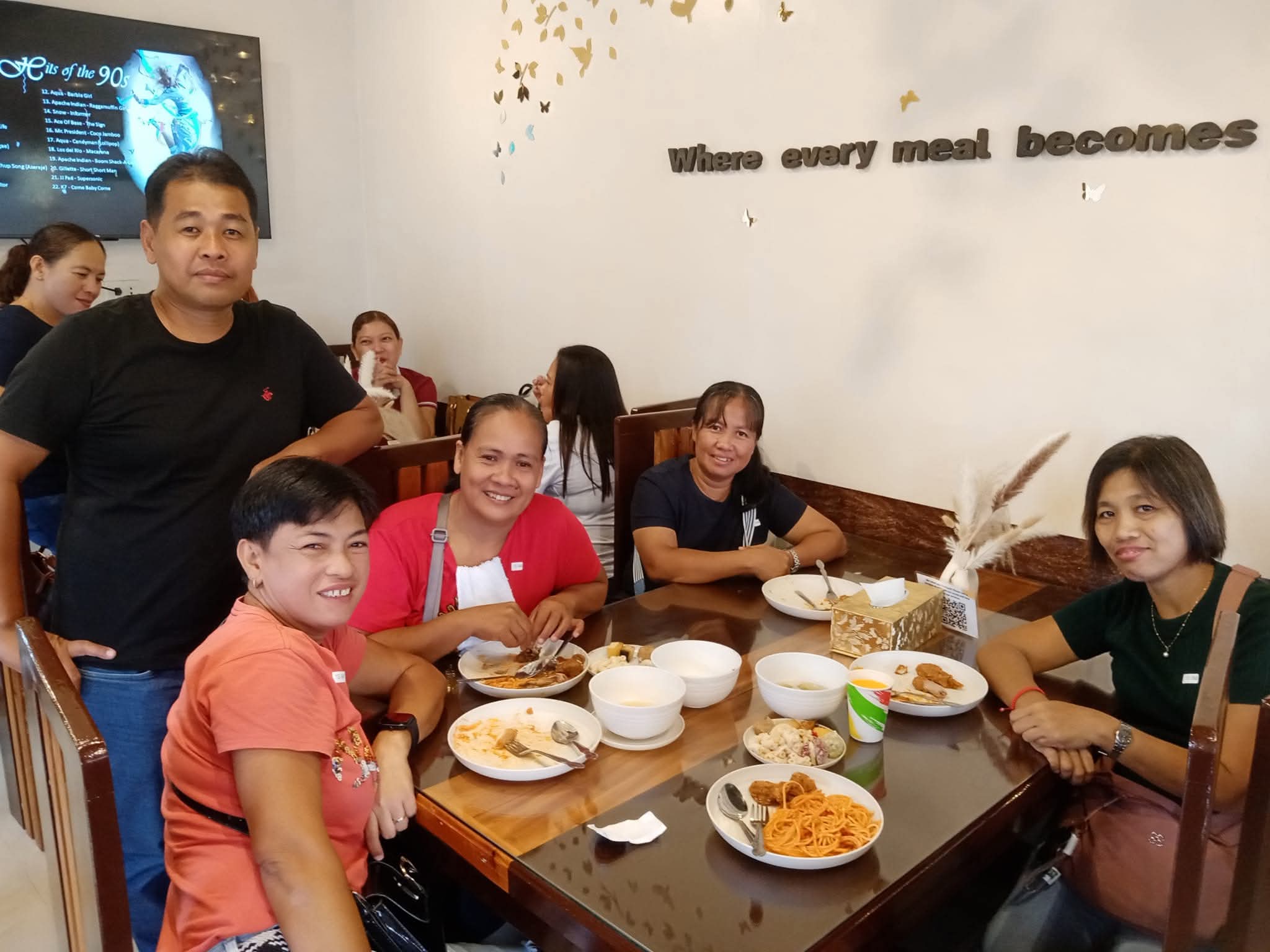 L A   C A S A   D A L I S A Y's image