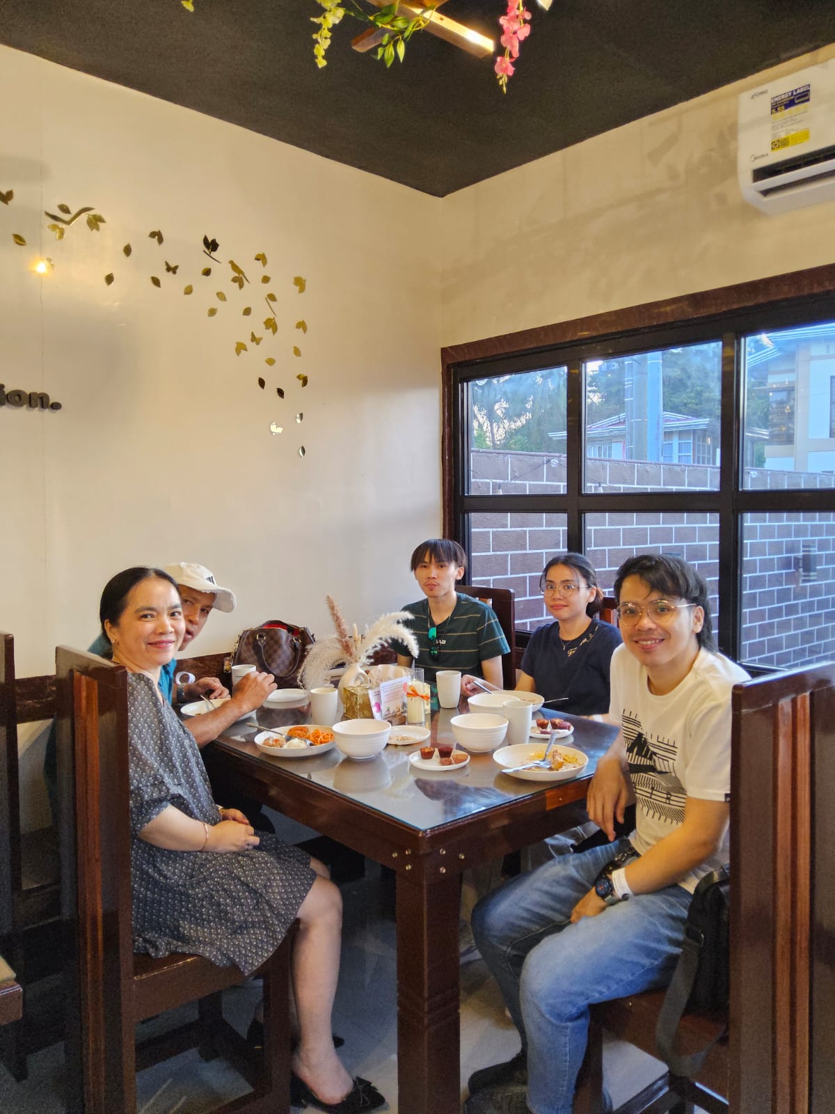 L A   C A S A   D A L I S A Y's image