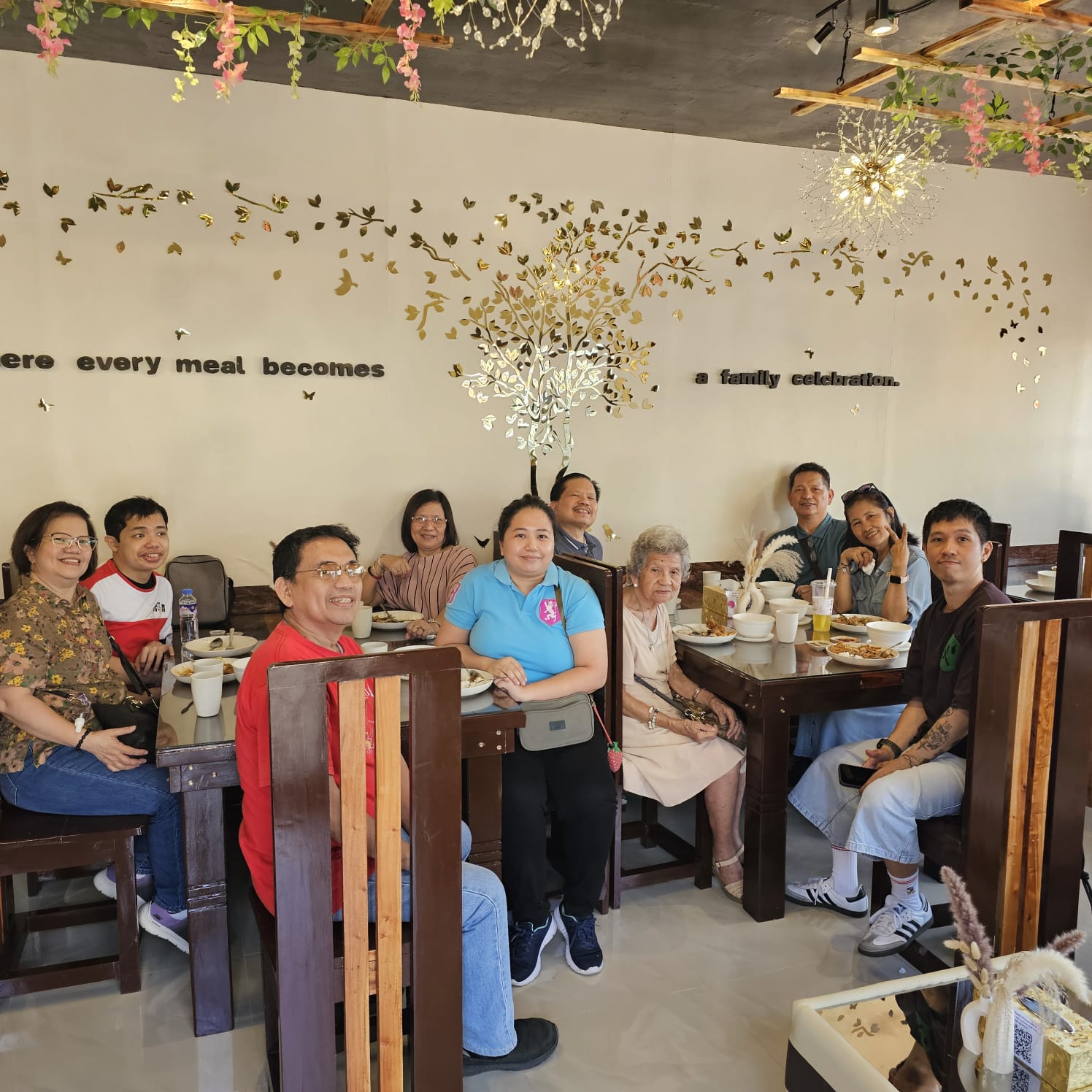 L A   C A S A   D A L I S A Y's image