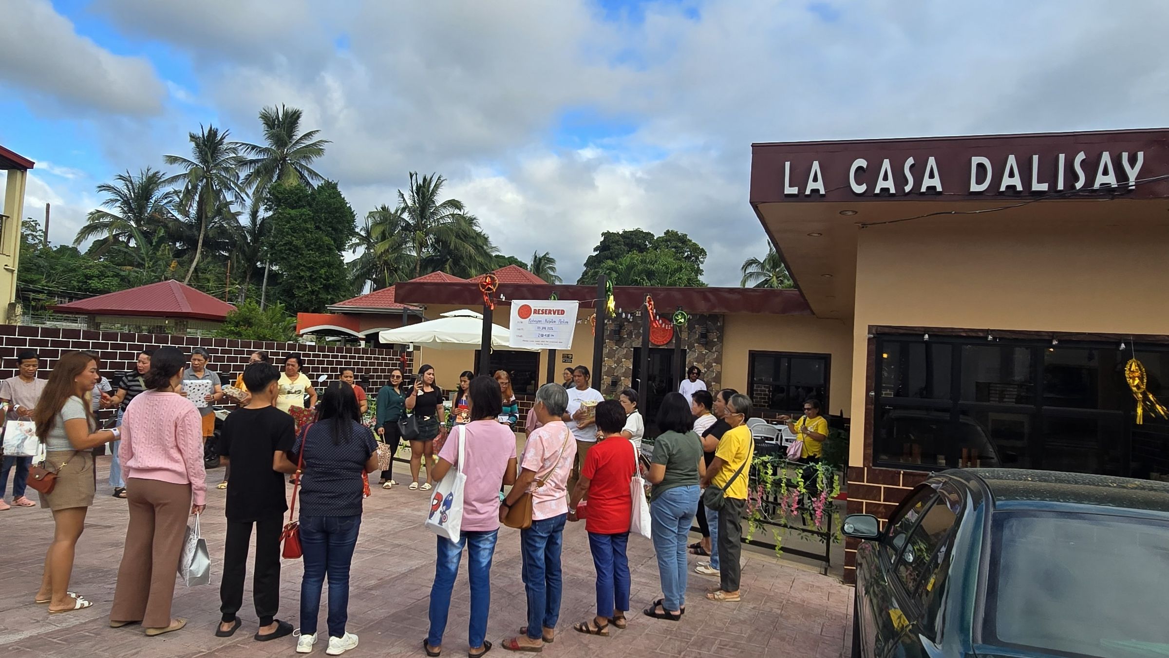 L A   C A S A   D A L I S A Y's image