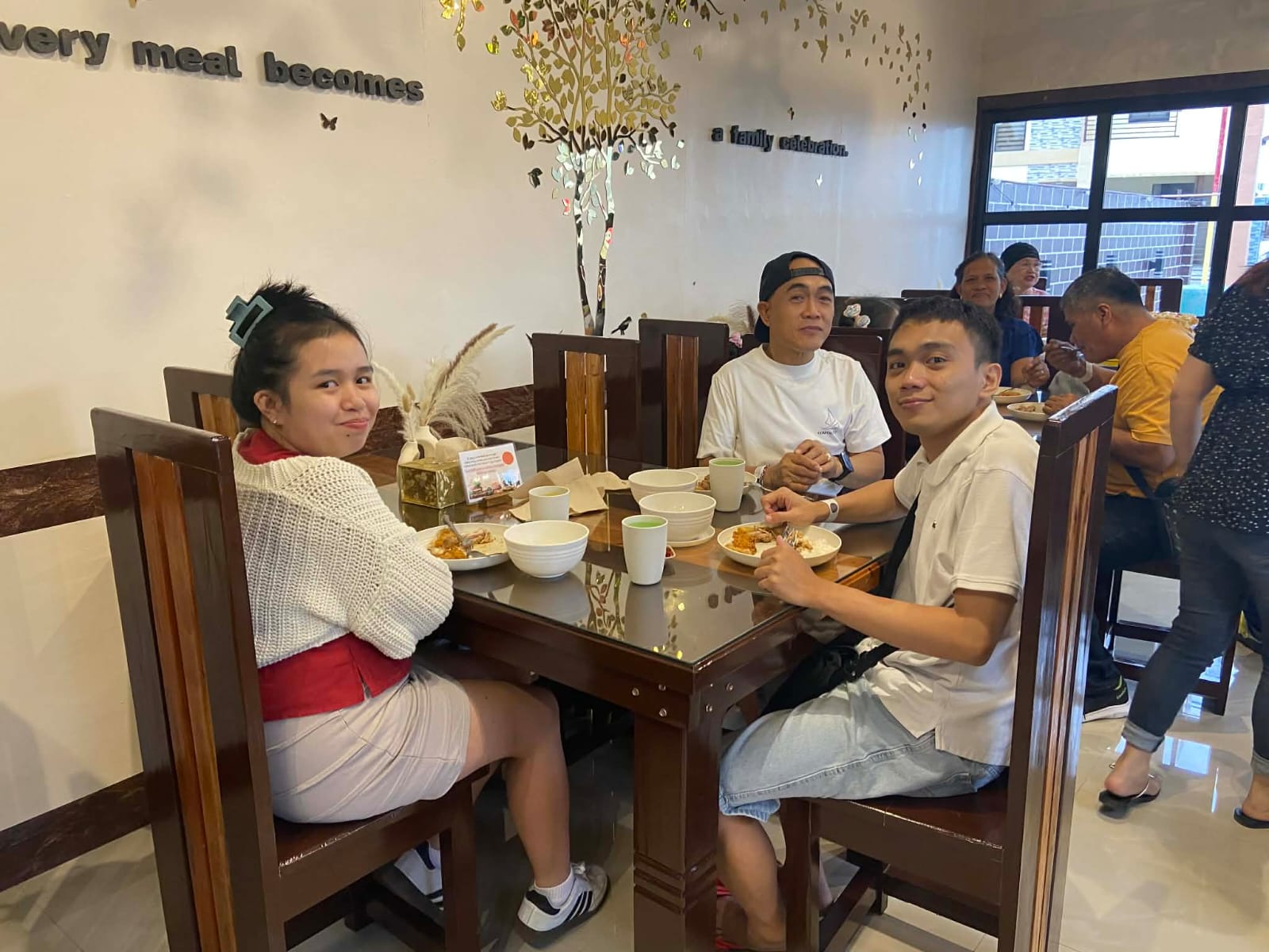 L A   C A S A   D A L I S A Y's image