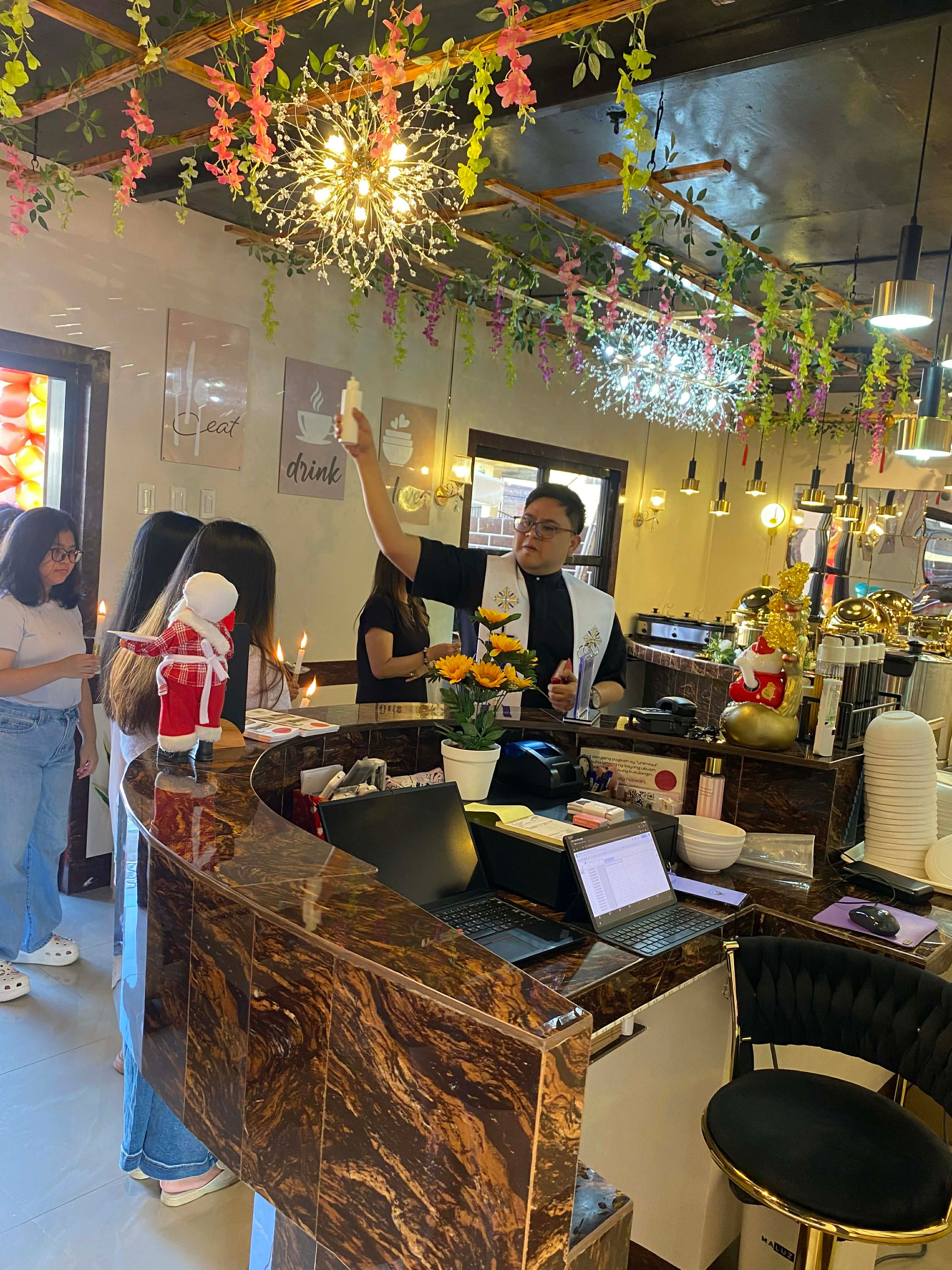 L A   C A S A   D A L I S A Y's image