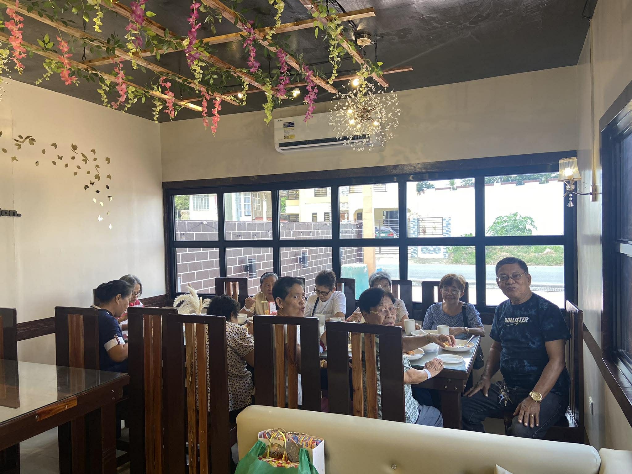 L A   C A S A   D A L I S A Y's image