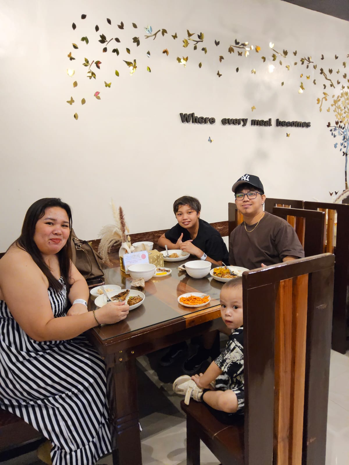 L A   C A S A   D A L I S A Y's image