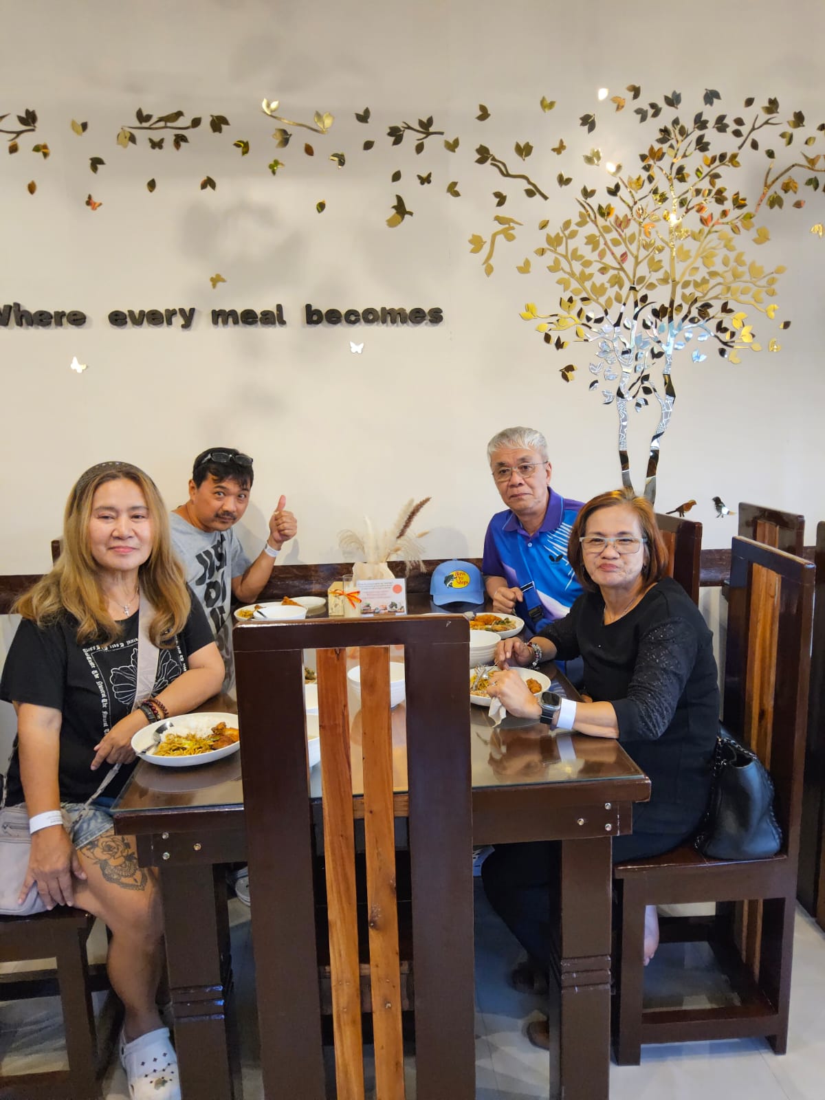 L A   C A S A   D A L I S A Y's image