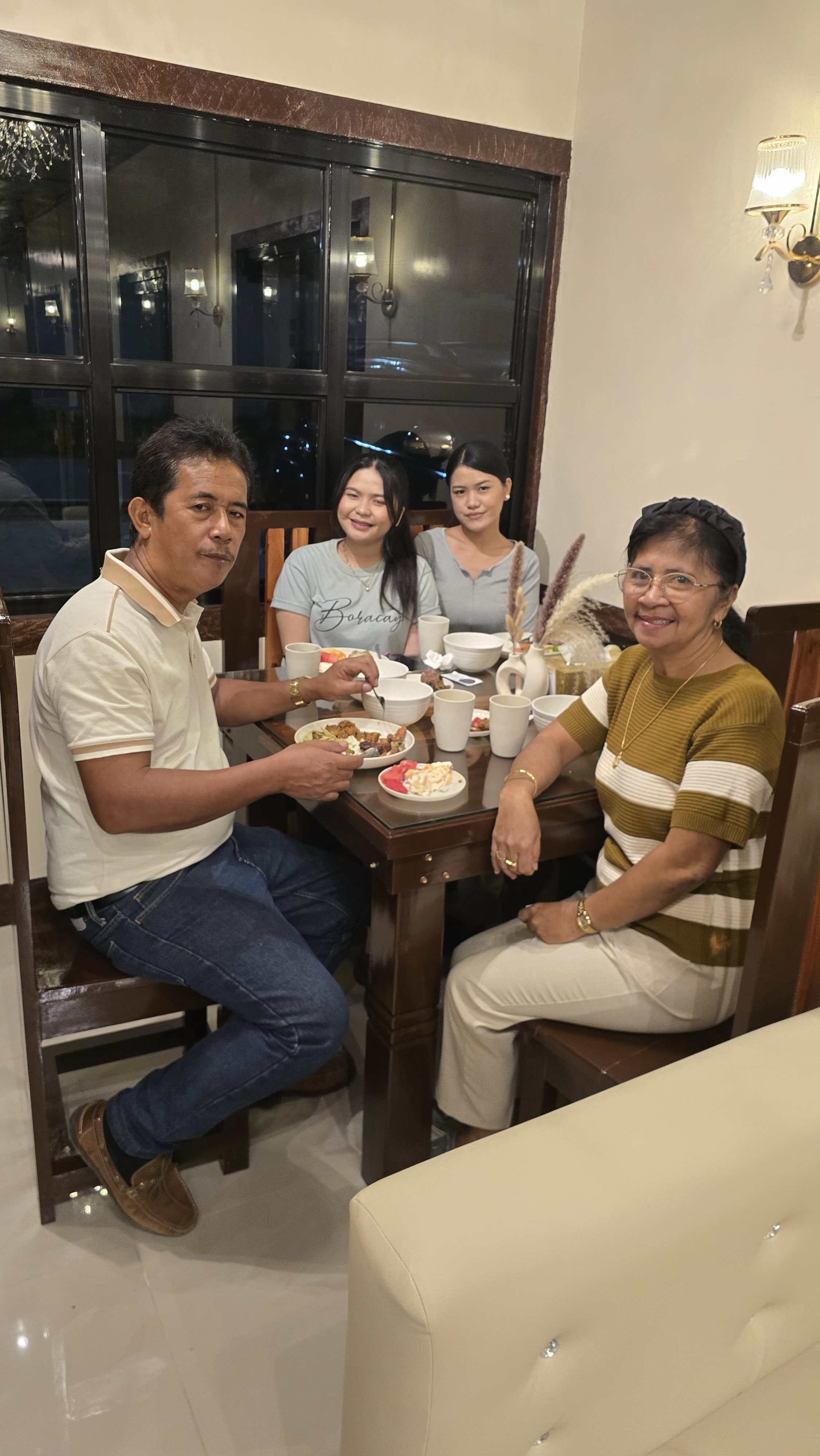 L A   C A S A   D A L I S A Y's image