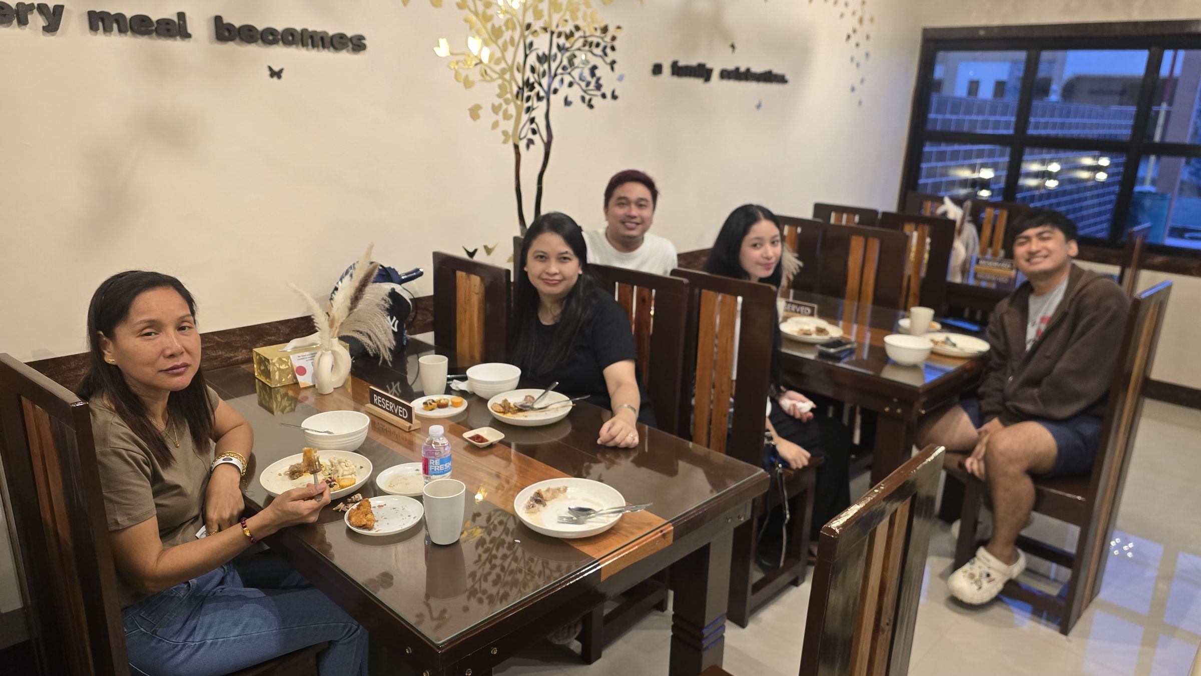 L A   C A S A   D A L I S A Y's image