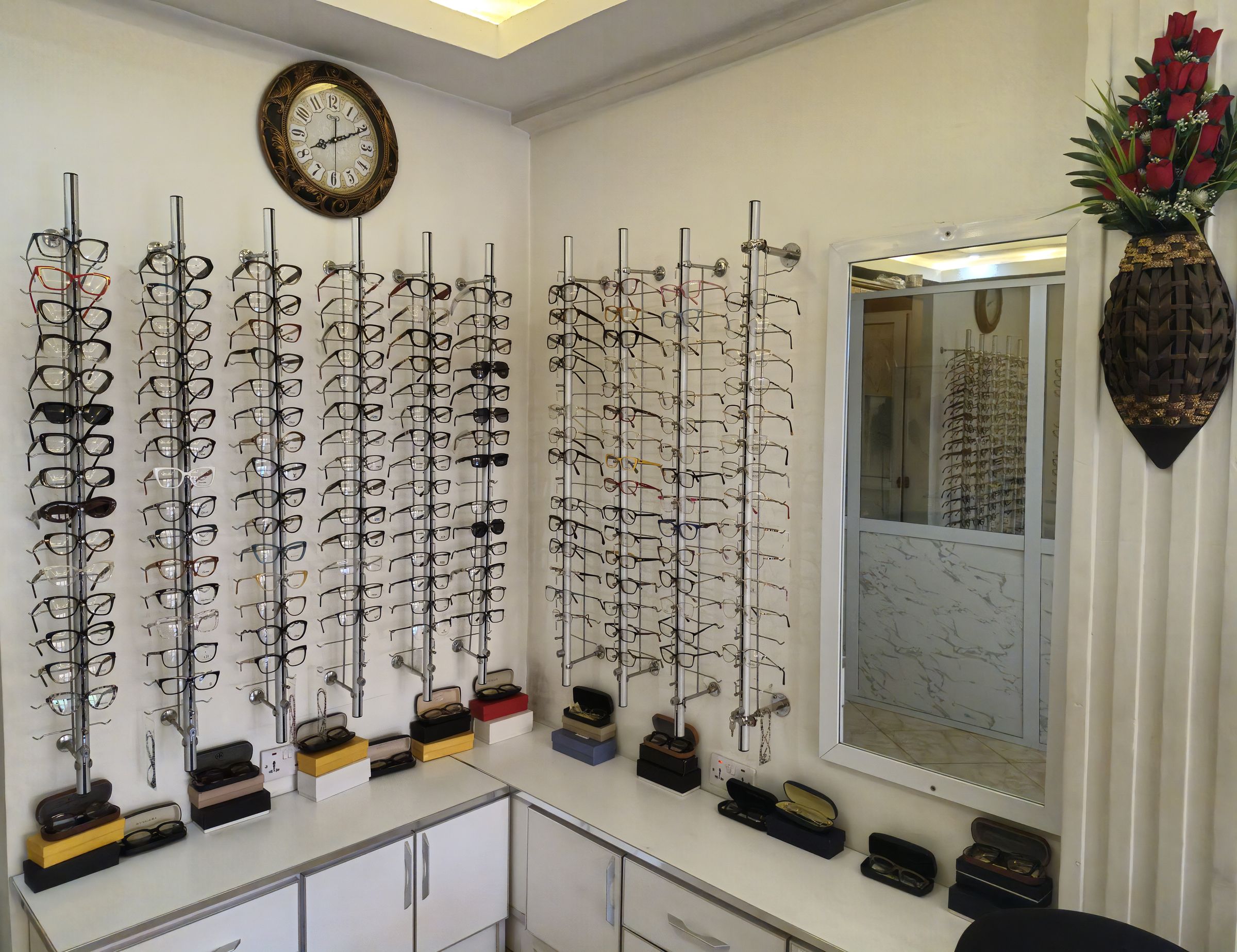 Visionbay specialist eye care's image