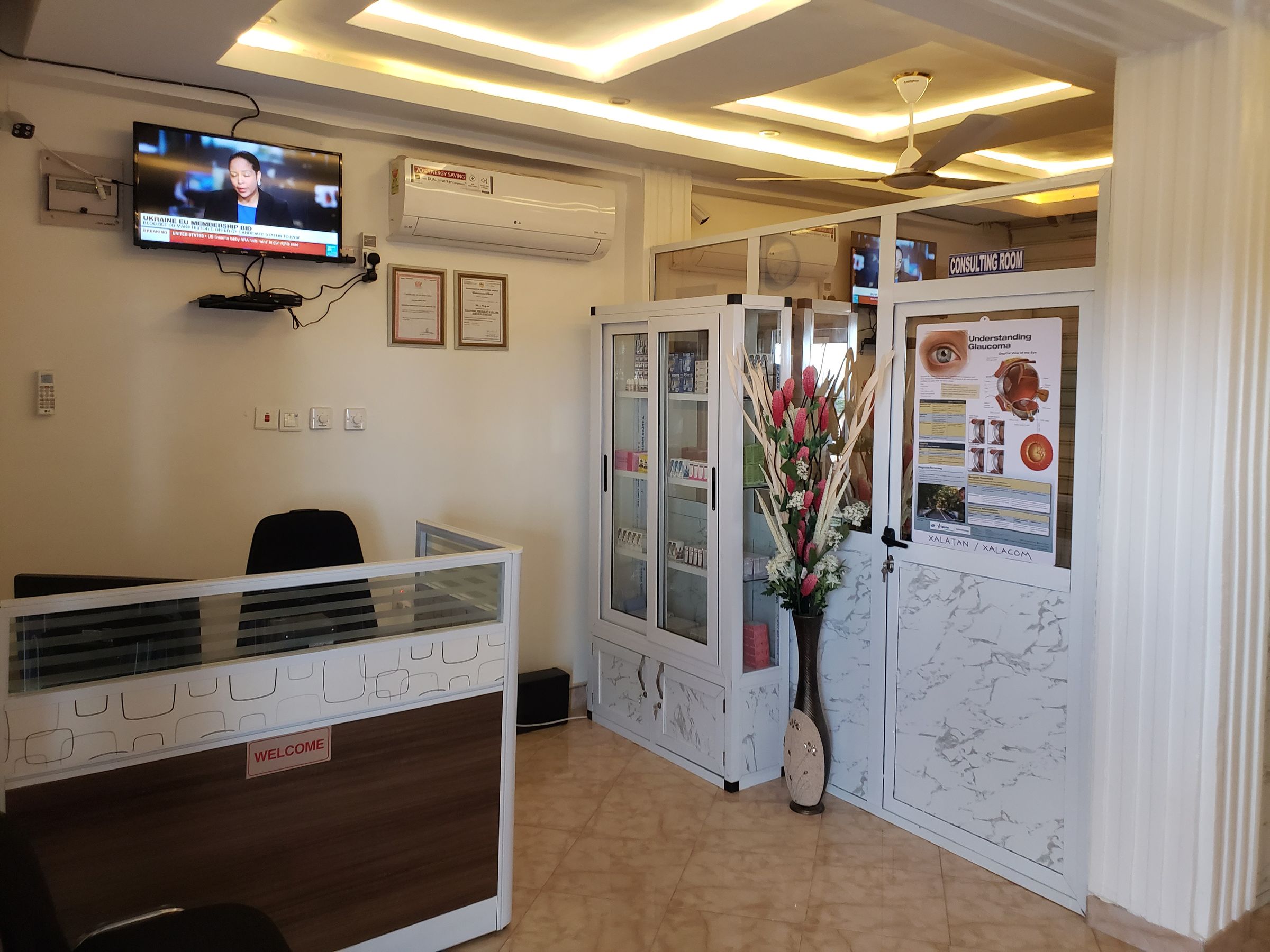Visionbay specialist eye care's image