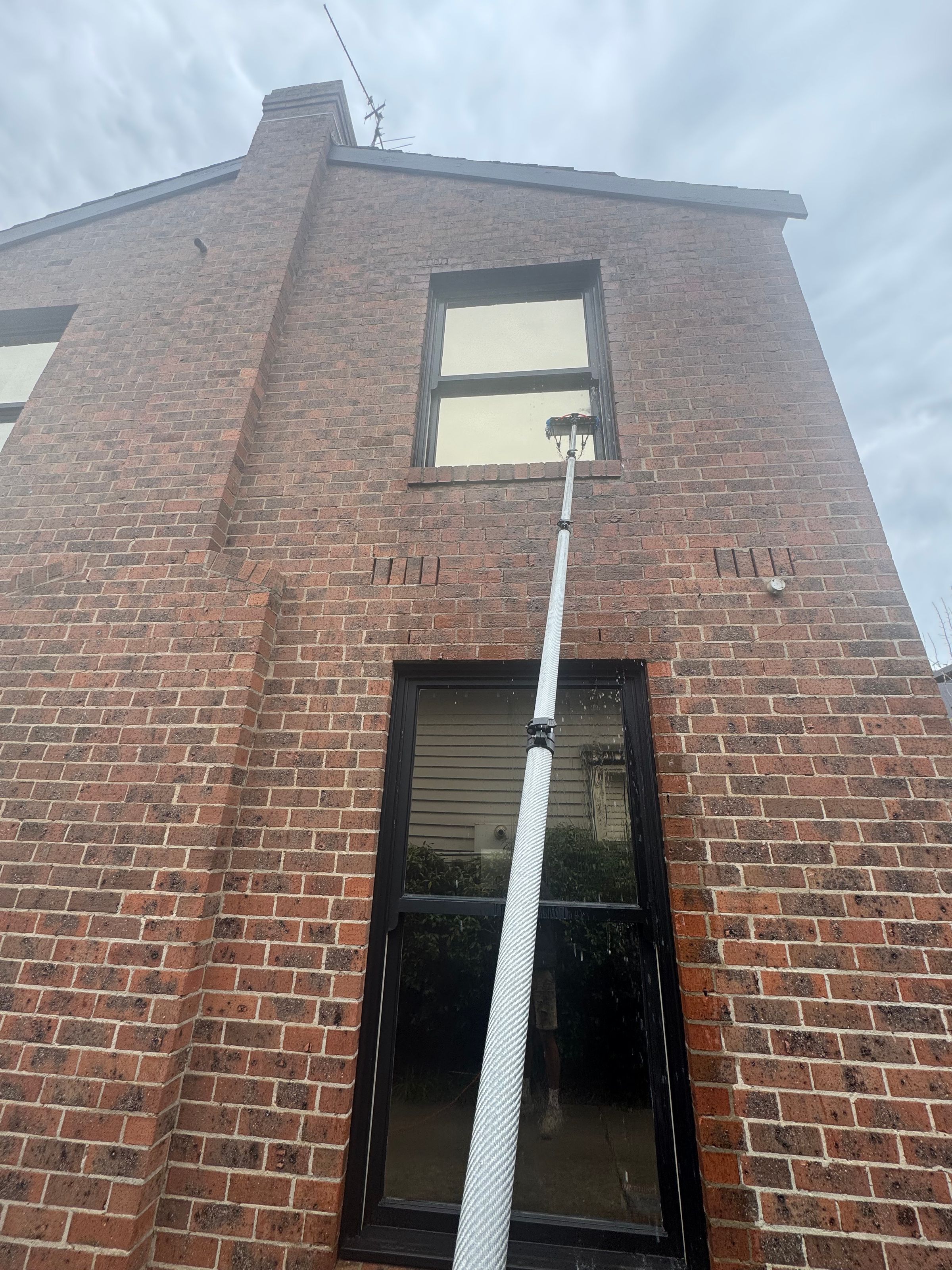 supreme clean Windows's image