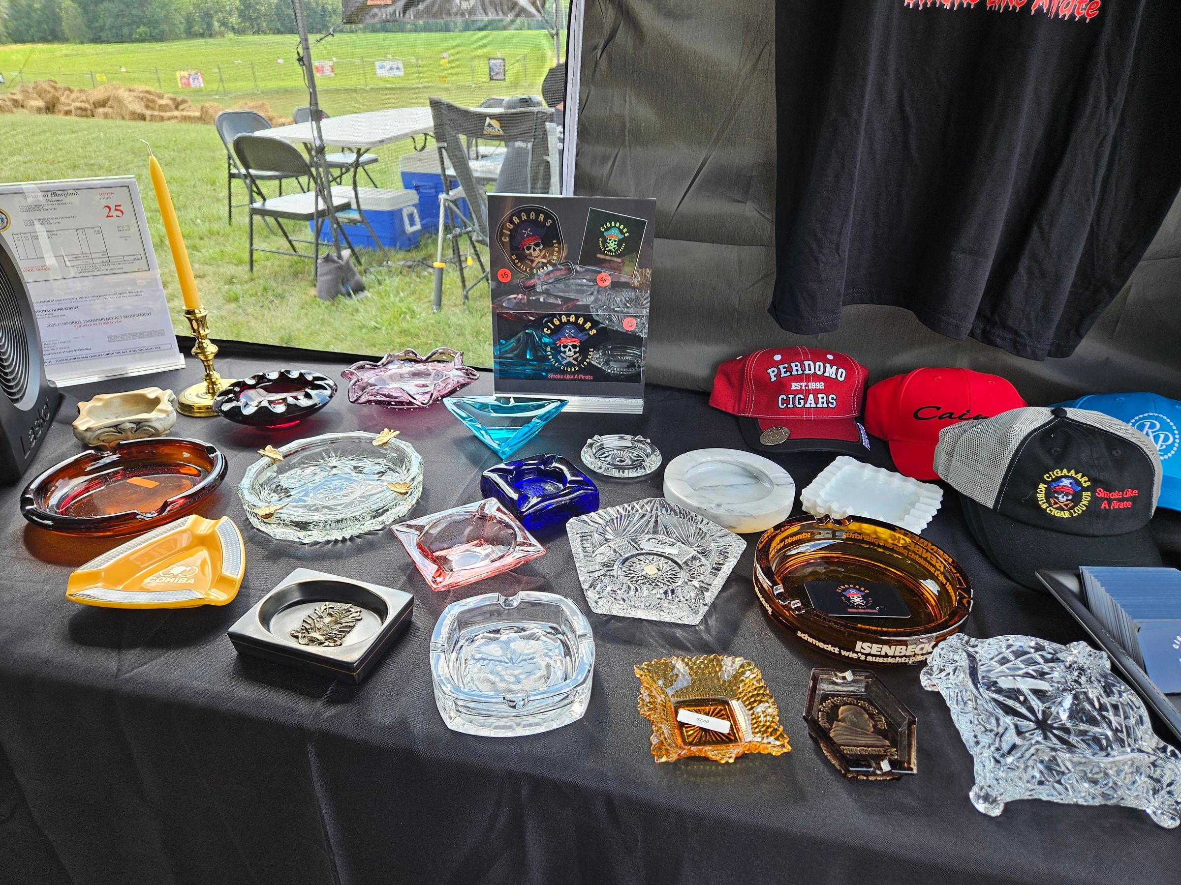 Selling vintage ashtrays