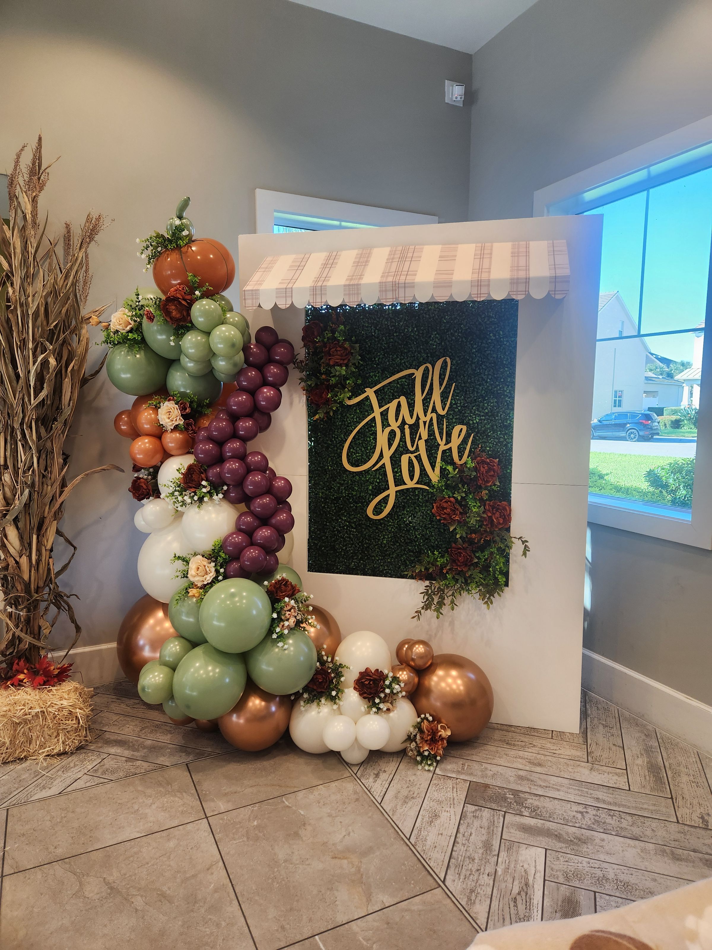 Luxury Balloon Backdrops In Sarasota 's image