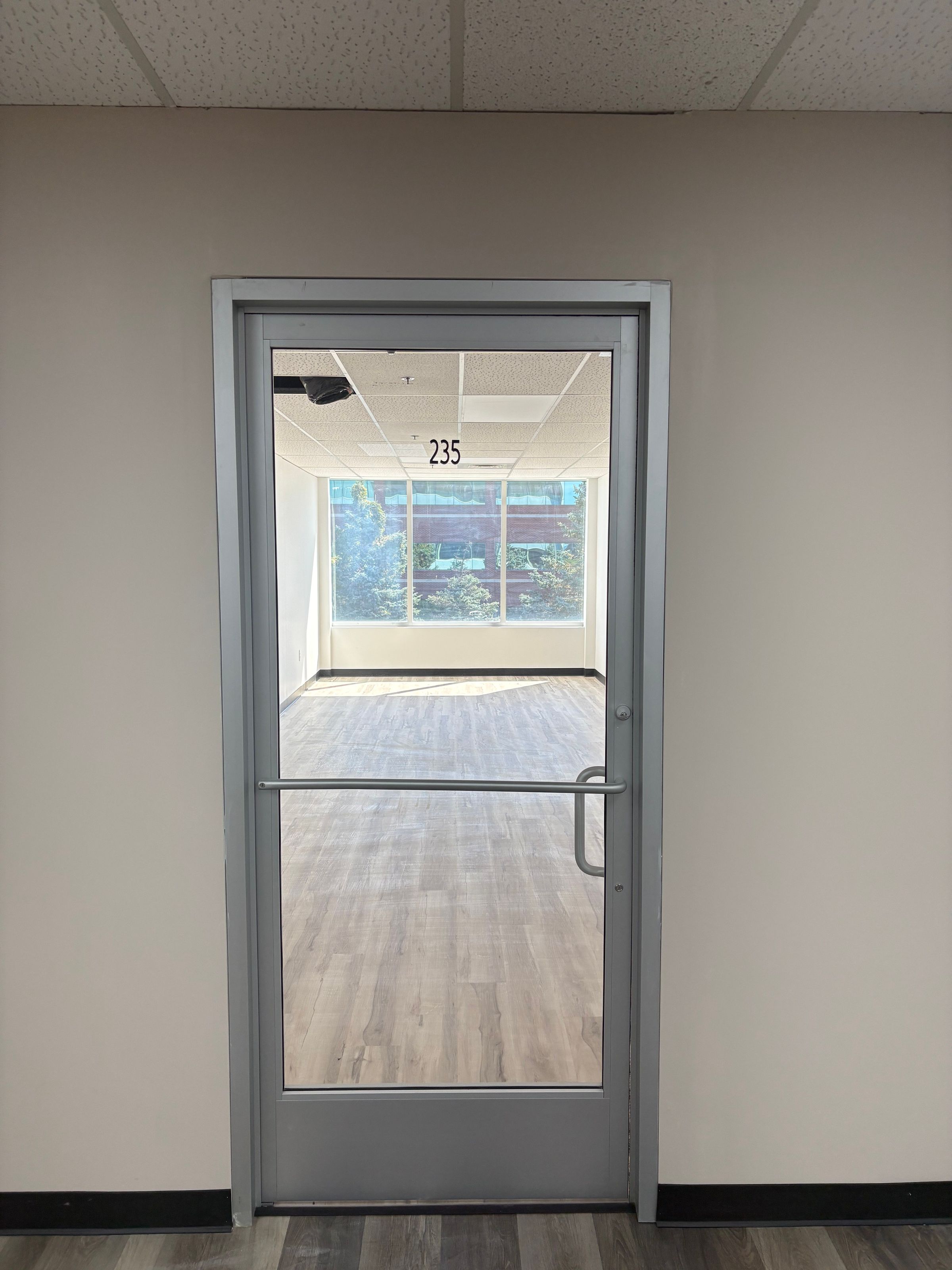 Suite 235 | 216 sqft | $225 per Week