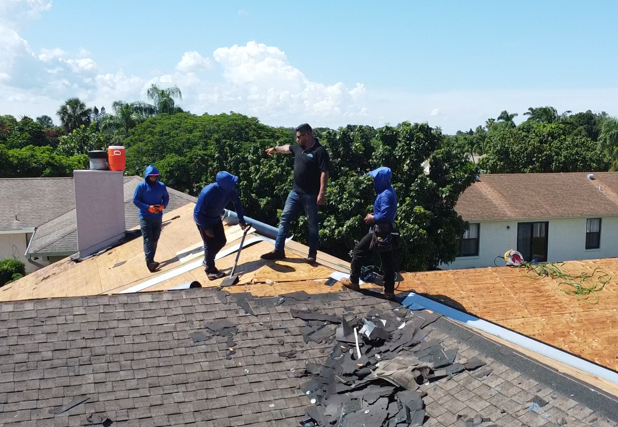 Unique Roofing 's image