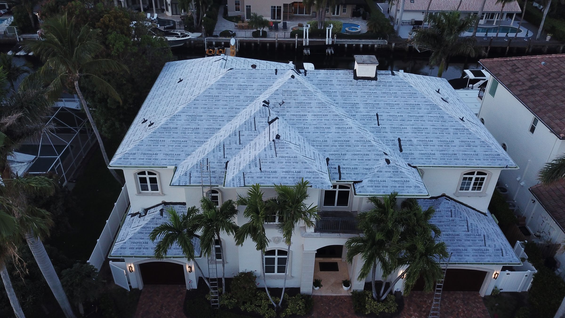 Unique Roofing 's image