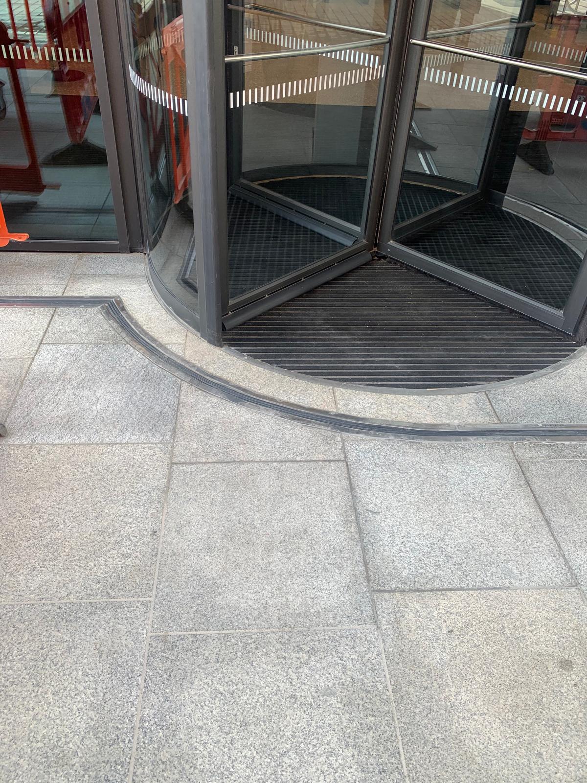 Pitcher installations's image