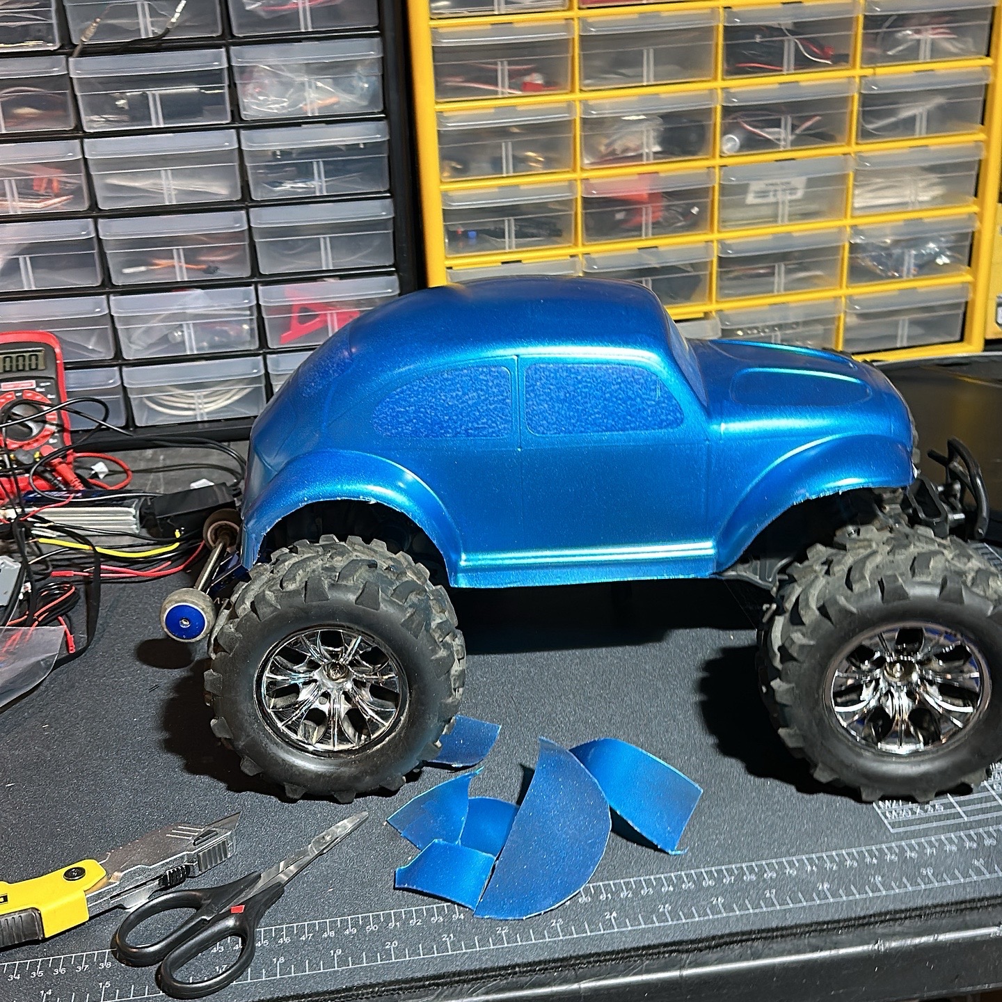 Bug body with Acrylic LED strips on a Gorgon chassis