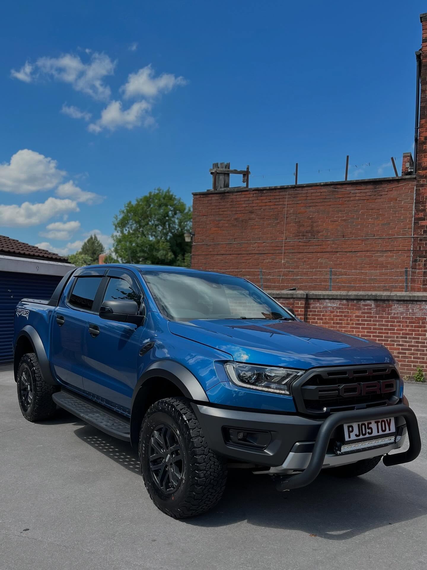 Specialist Vehicle Detailing Hull's image
