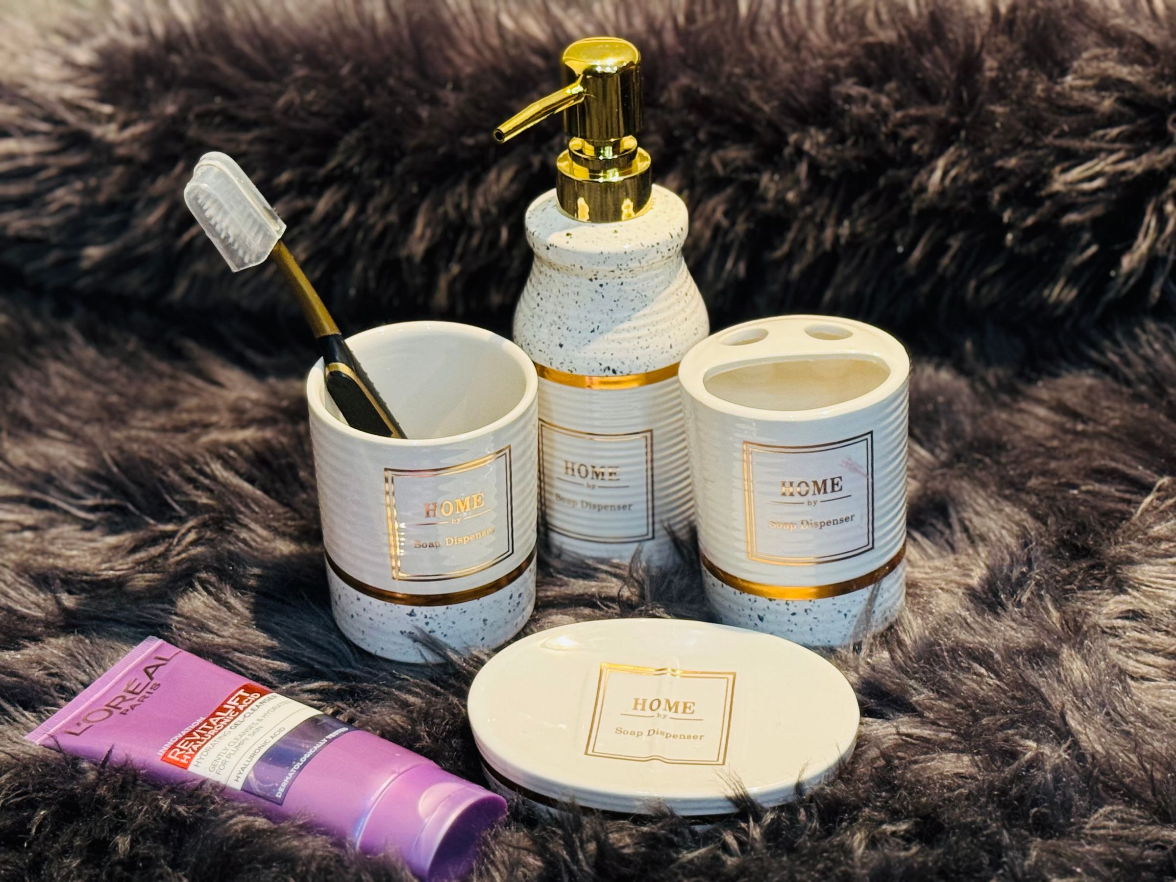 Ceramic Bathroom Accessories 