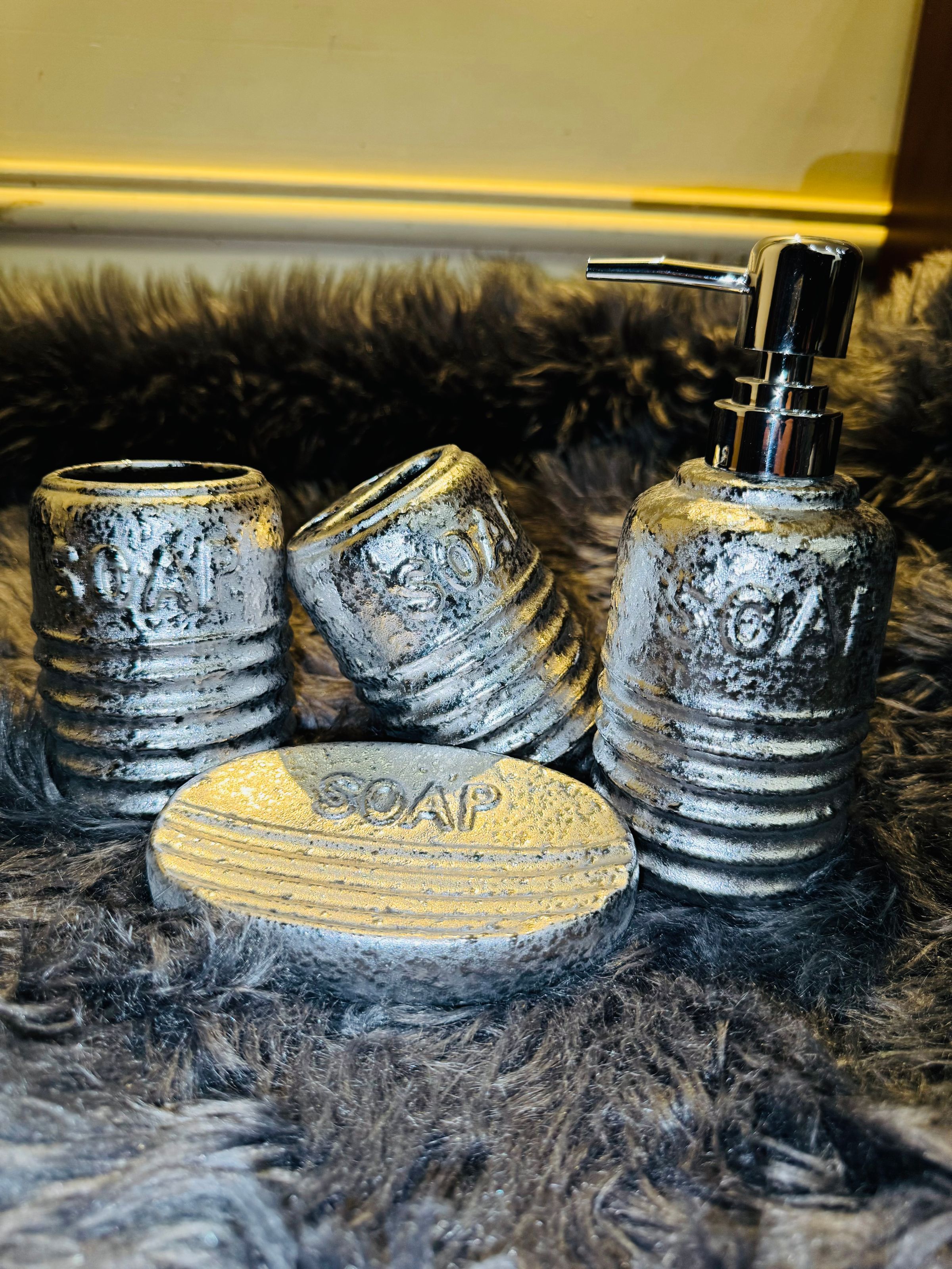 Ceramic Bathroom Accessories