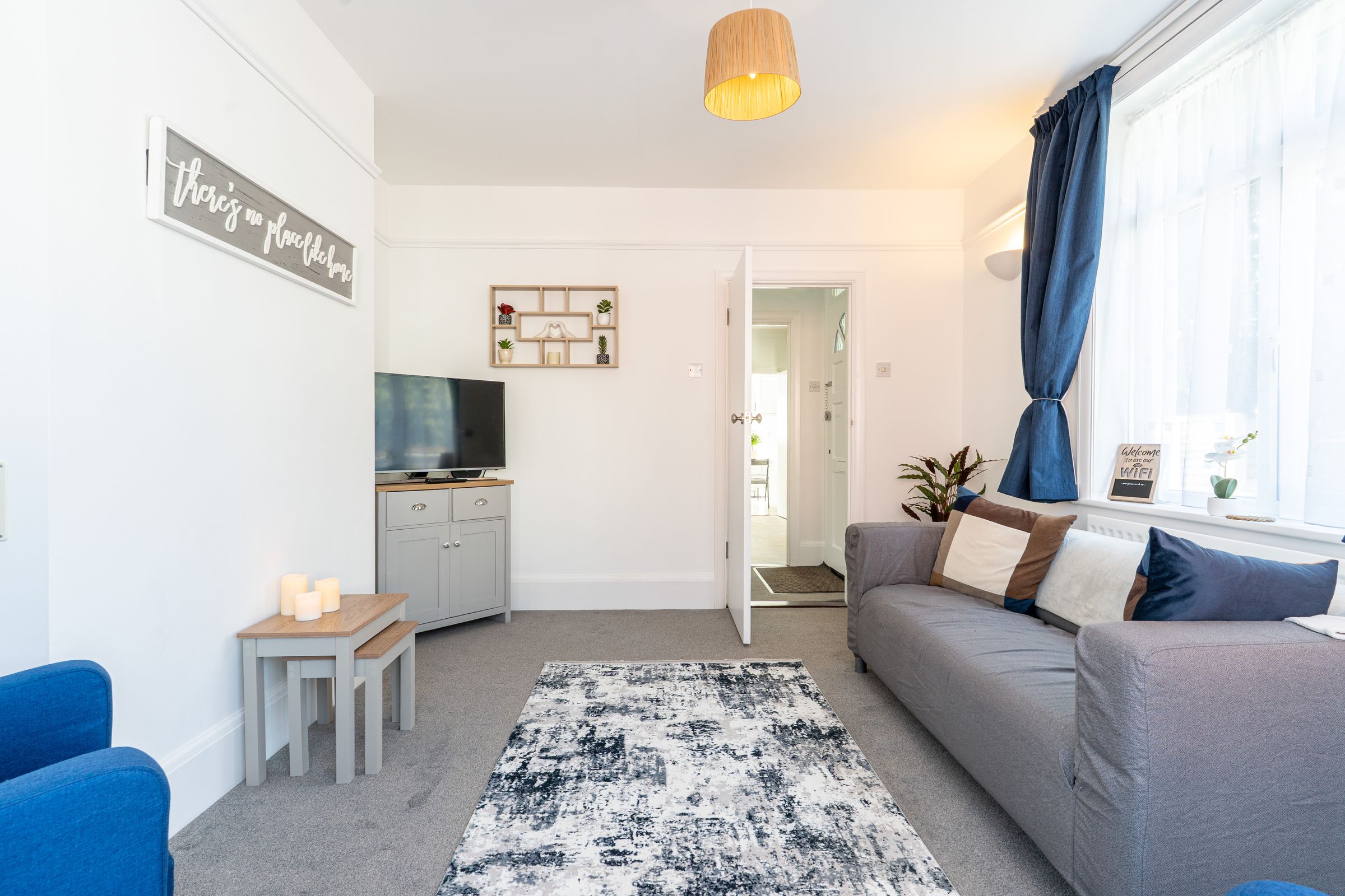 ROMAN RETREATS 's image