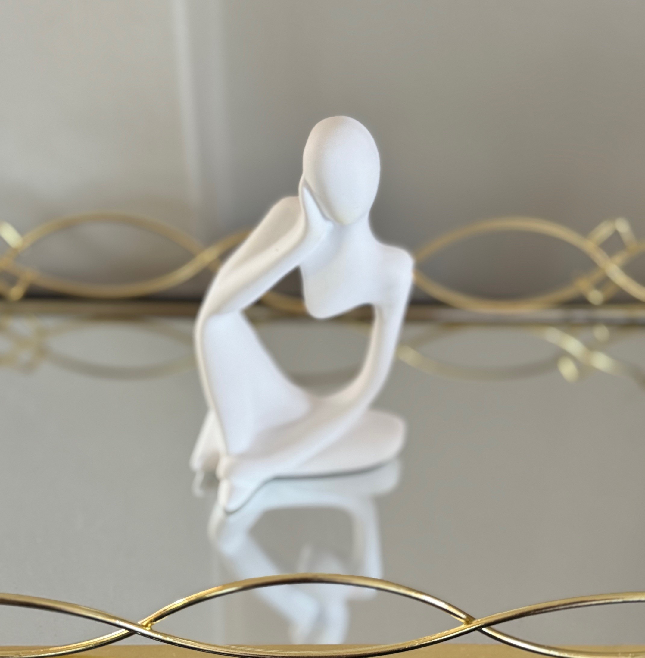 Abstract Sculpture / Statue (13x7cm) - R100 