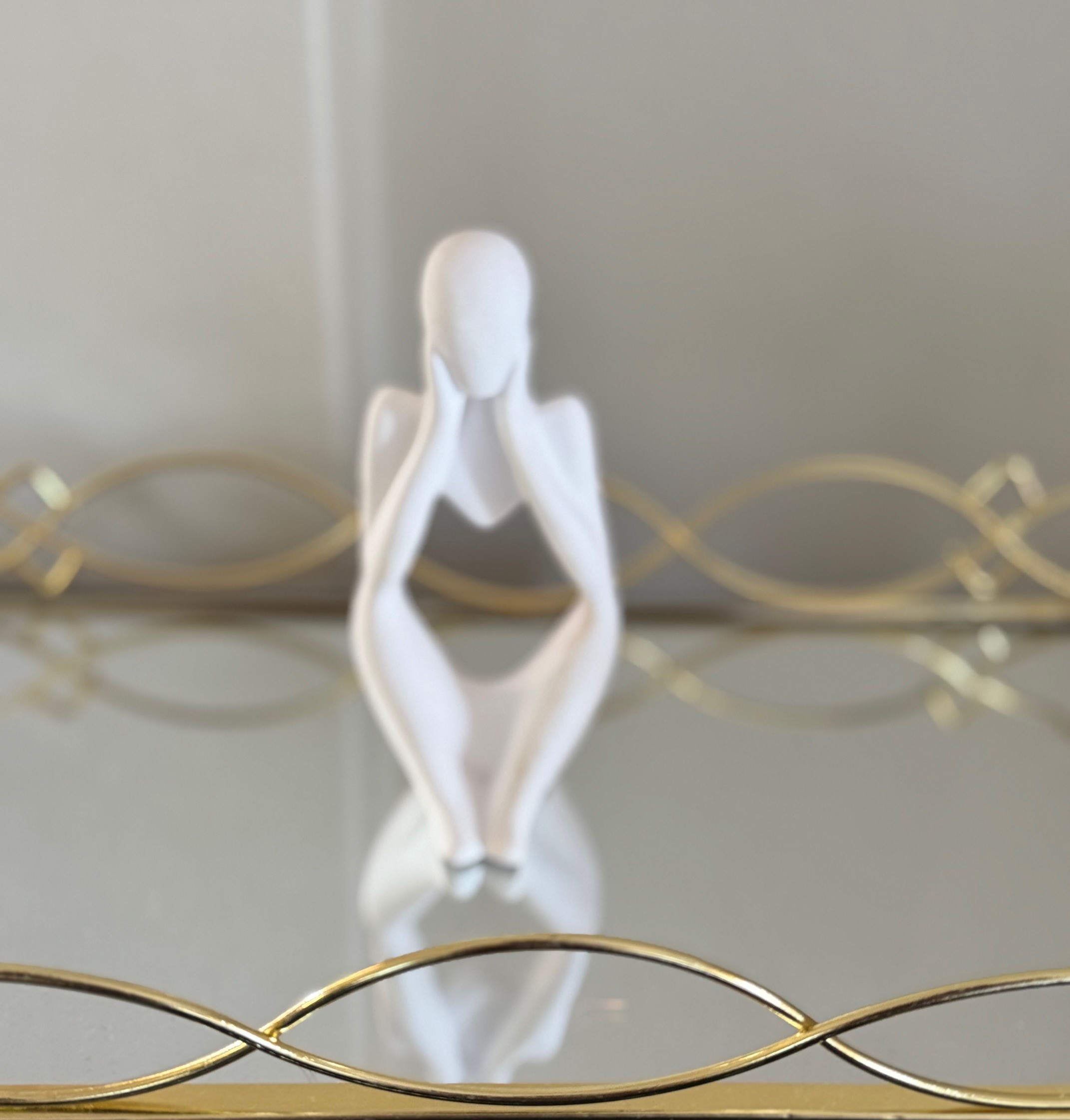 Abstract Sculpture / Statue (13x7cm) - R100 