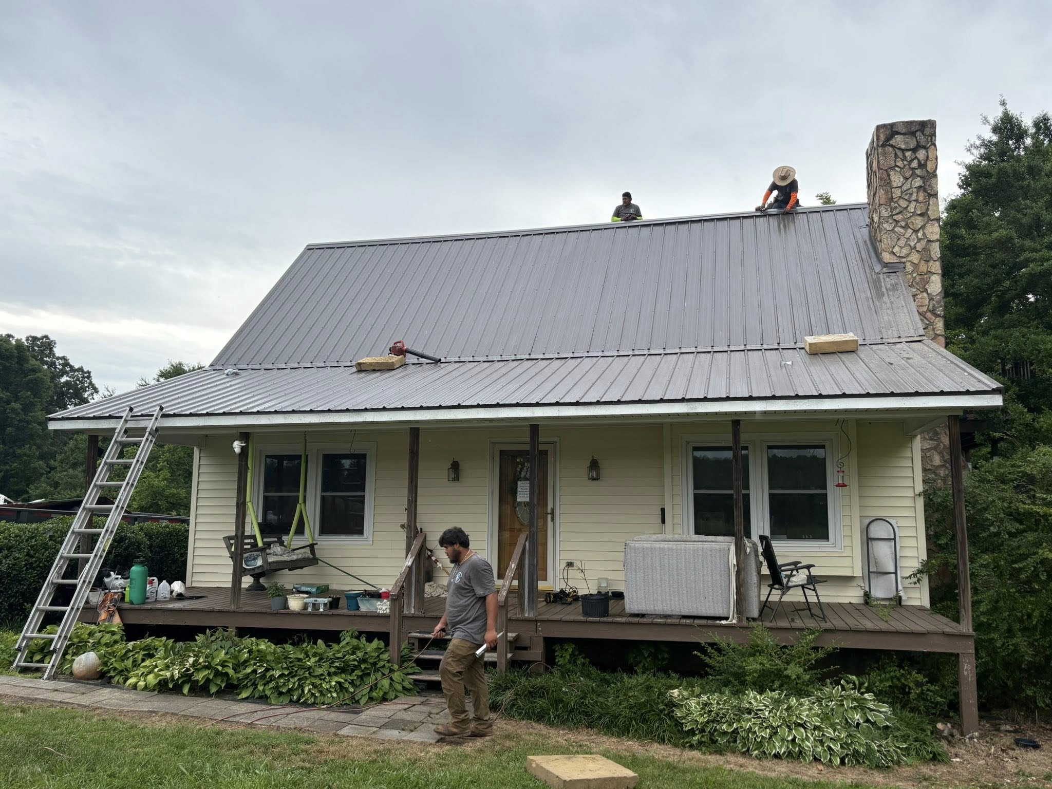JR Roofing & Restorations's image