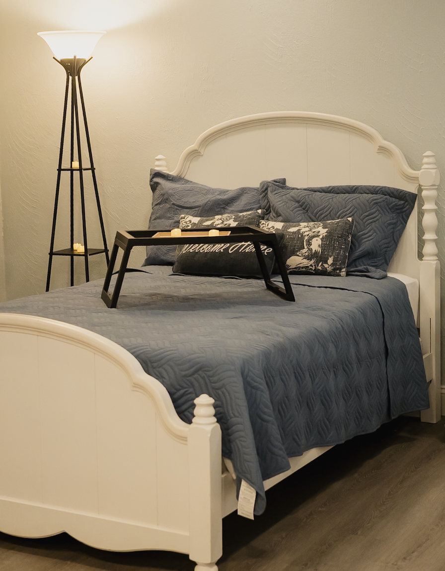 Birthing Suite (Captured by Laurie LaPorte Photography) 