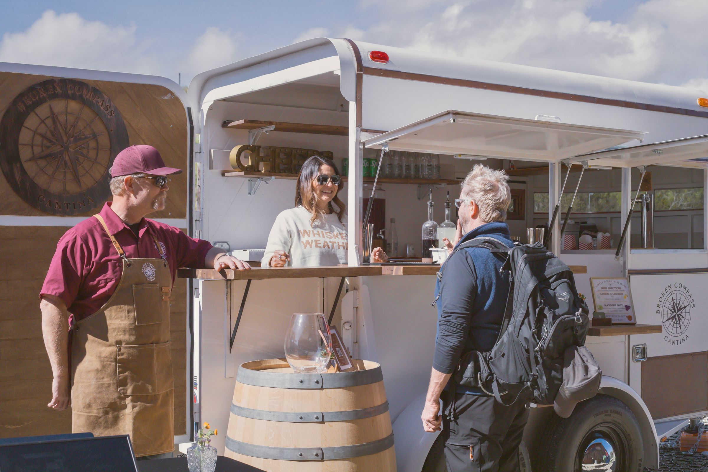 MAKIN' FRIENDS & CONVERSATION