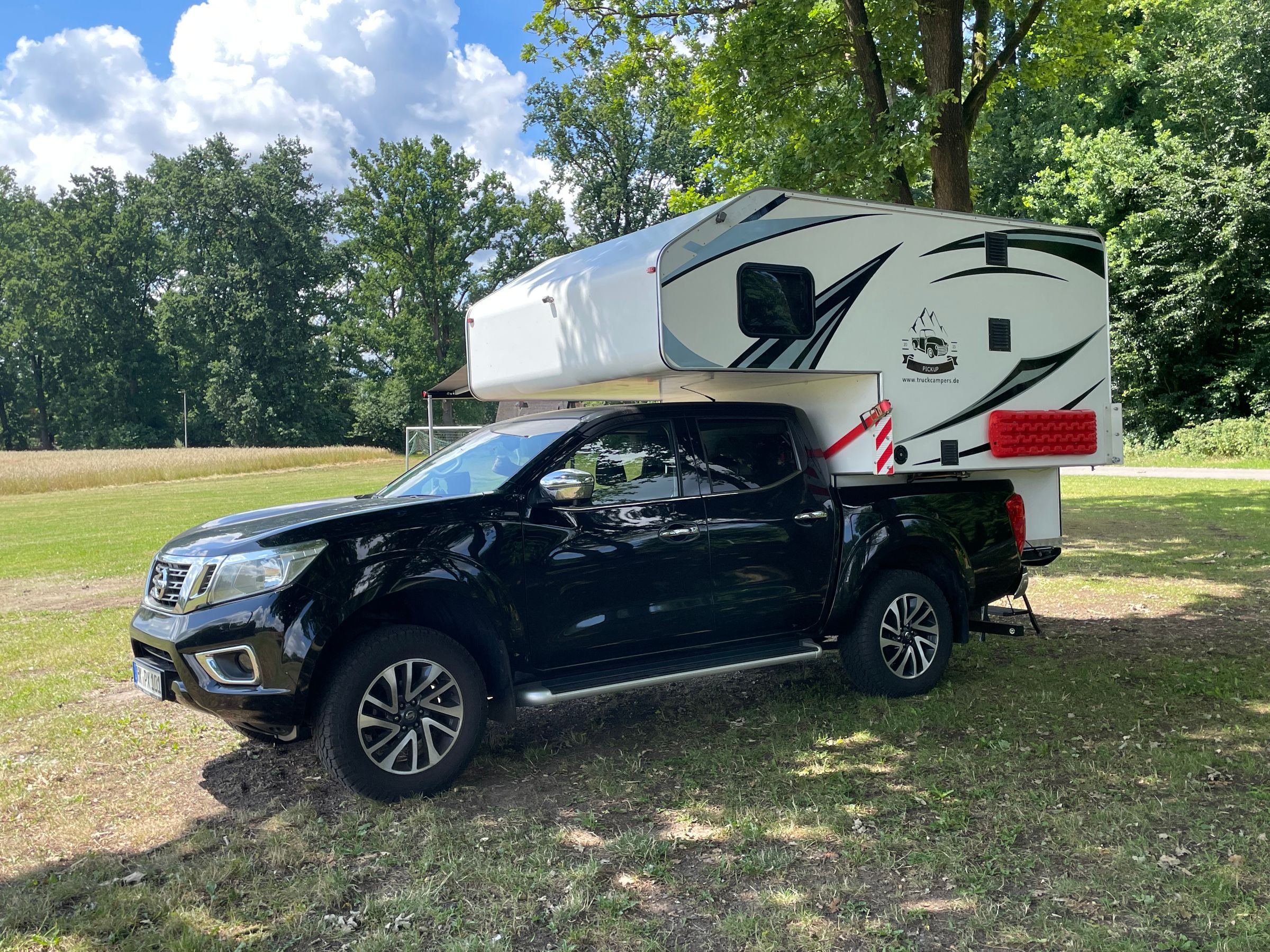 PICKUP TRUCK CAMPING's image