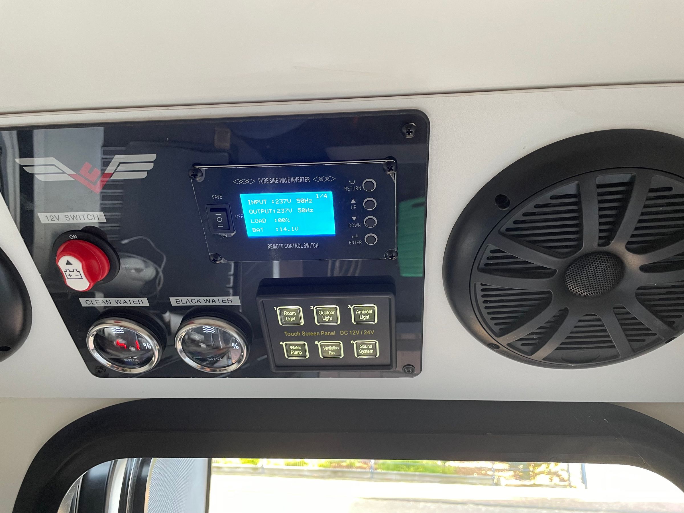 PICKUP TRUCK CAMPING's image