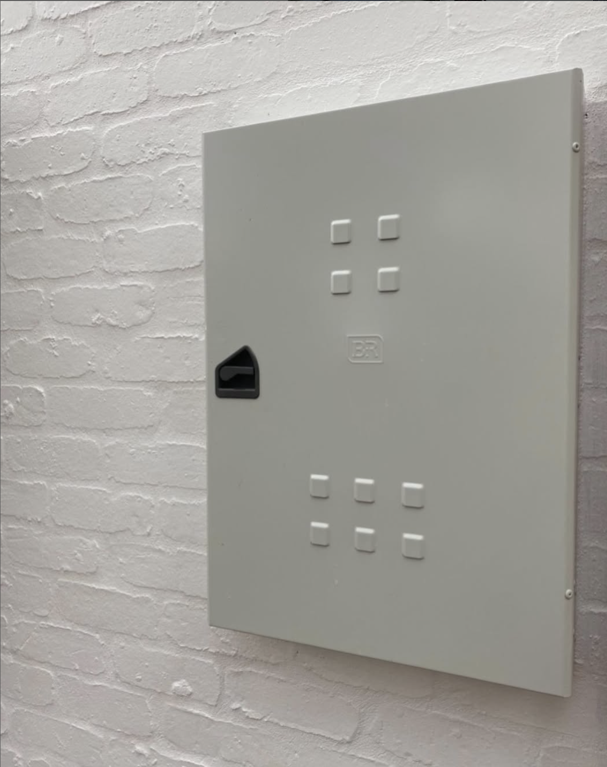 mangrove 
solar & Electrical's image