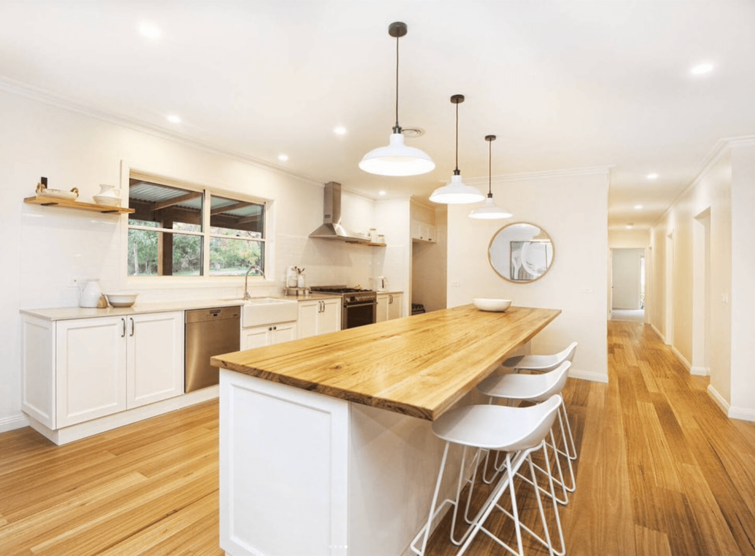 mangrove 
solar & Electrical's image