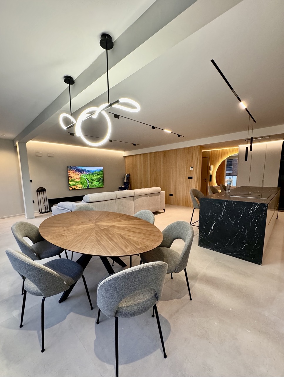 ENNESI FLIPPING 's image