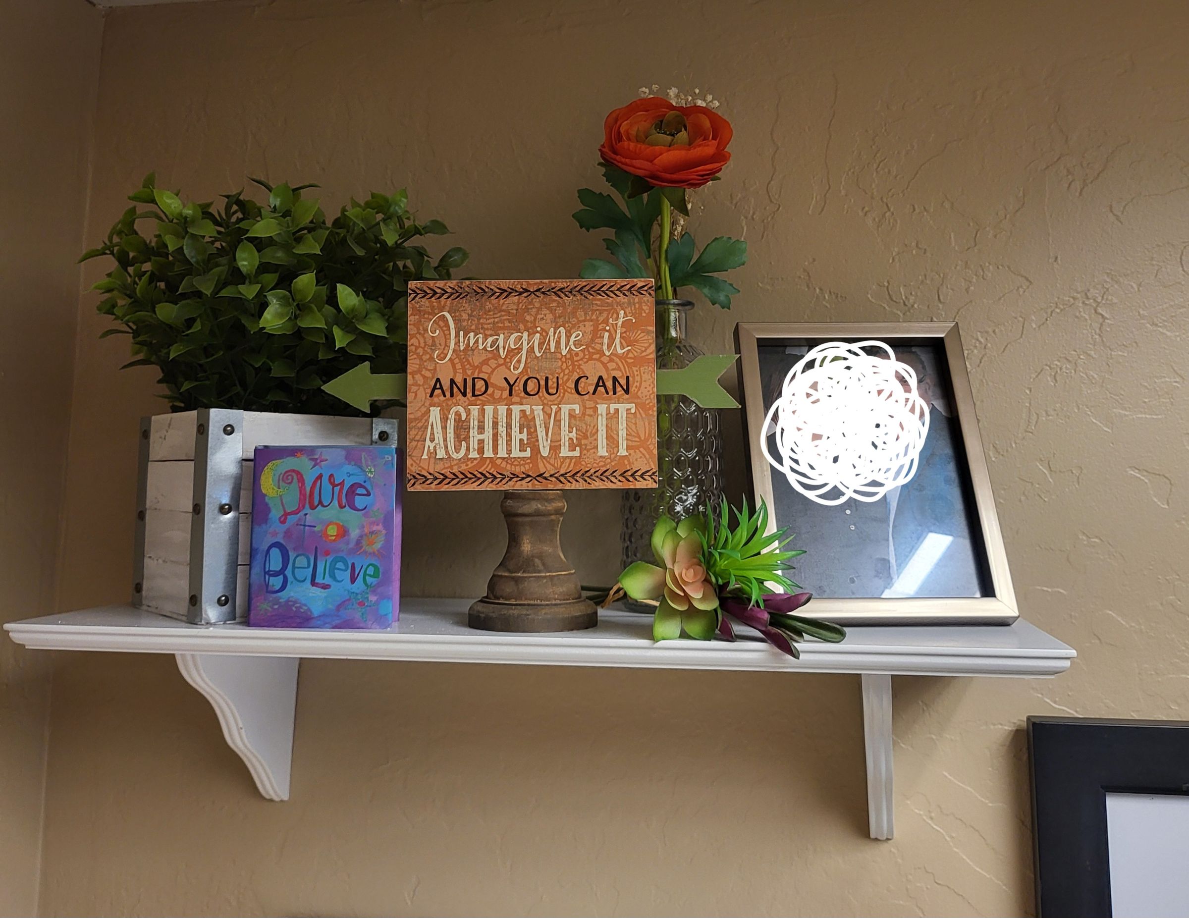 Jen’s Rustic to Glam Décor's image