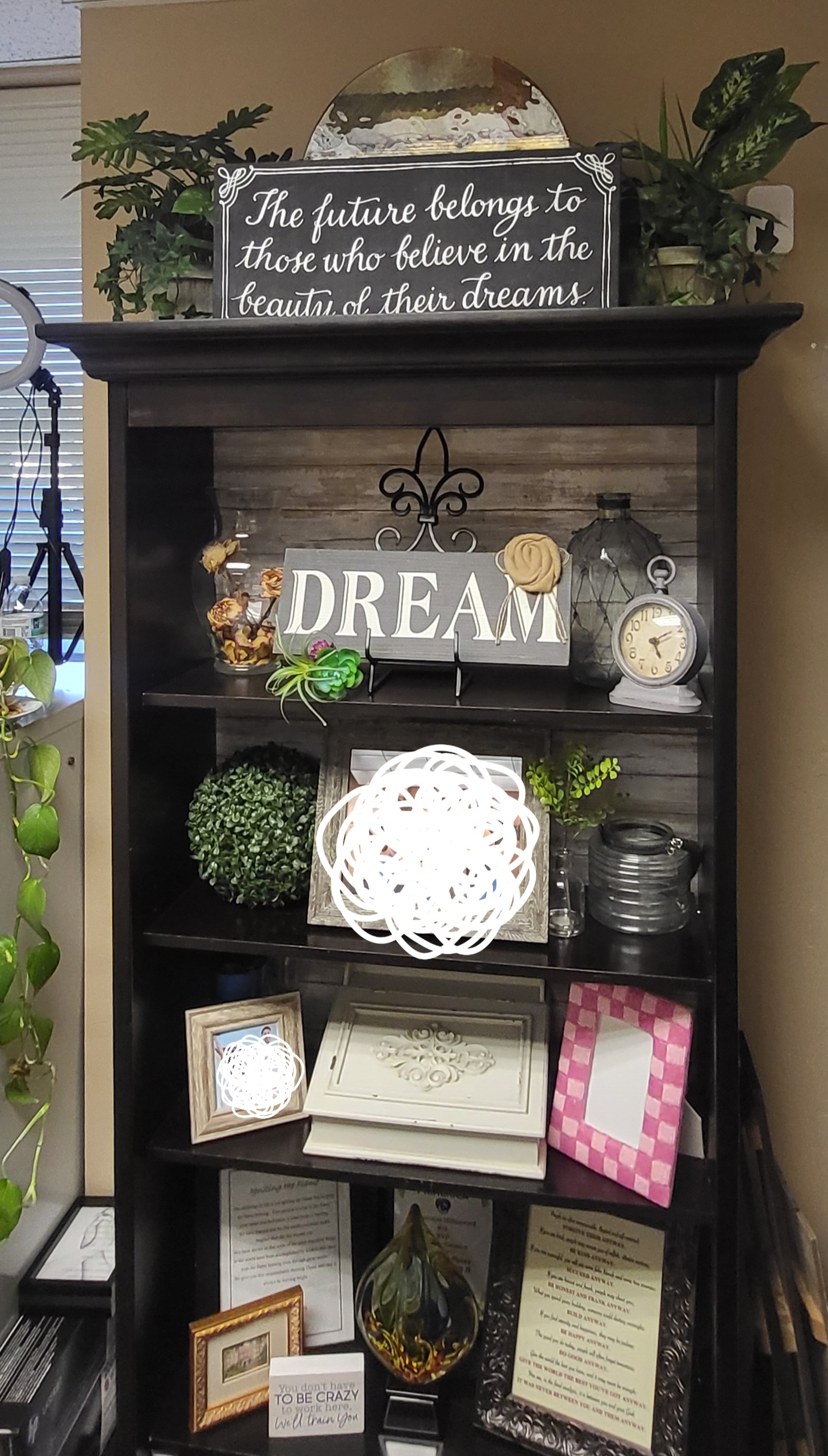 Office Deco BookShelf