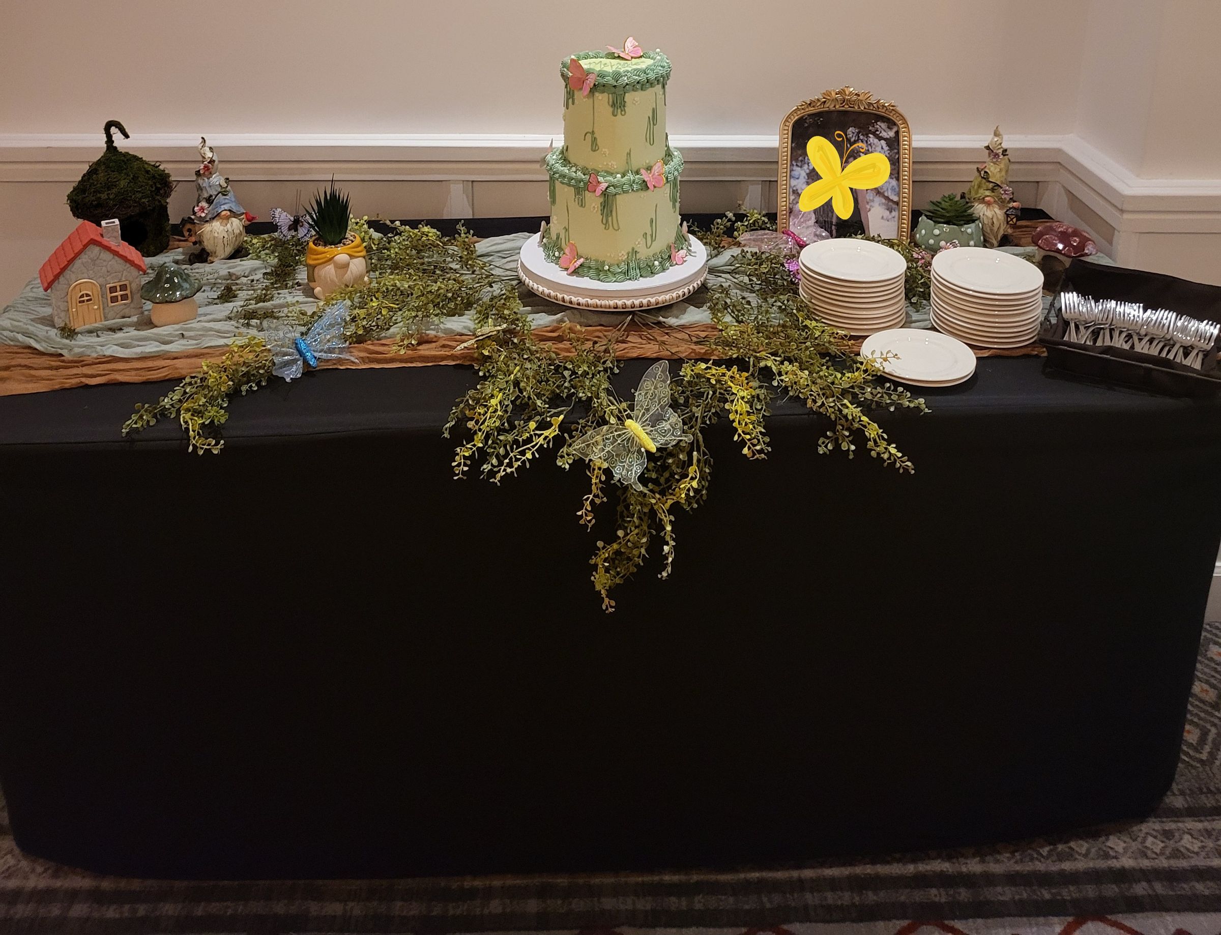 Fairy Garden Cake Table 